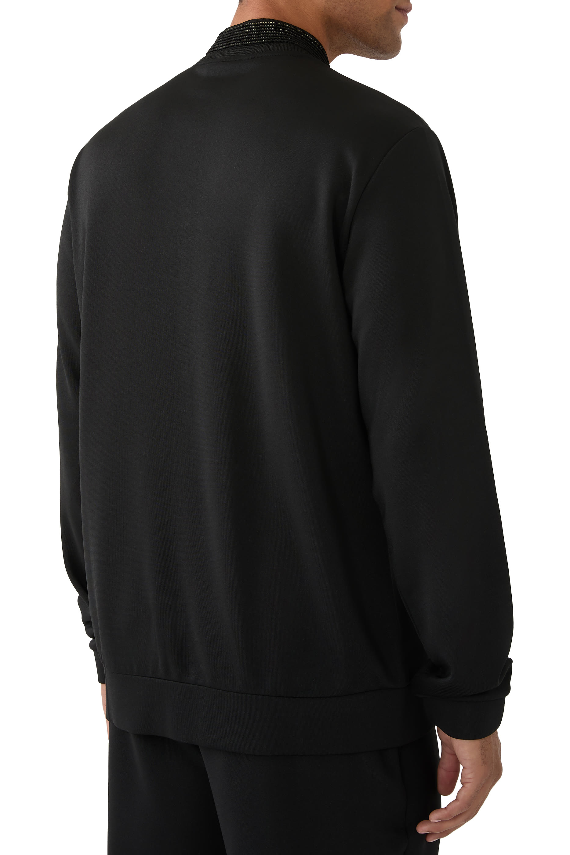 سويت شيرت بشعار الماركة