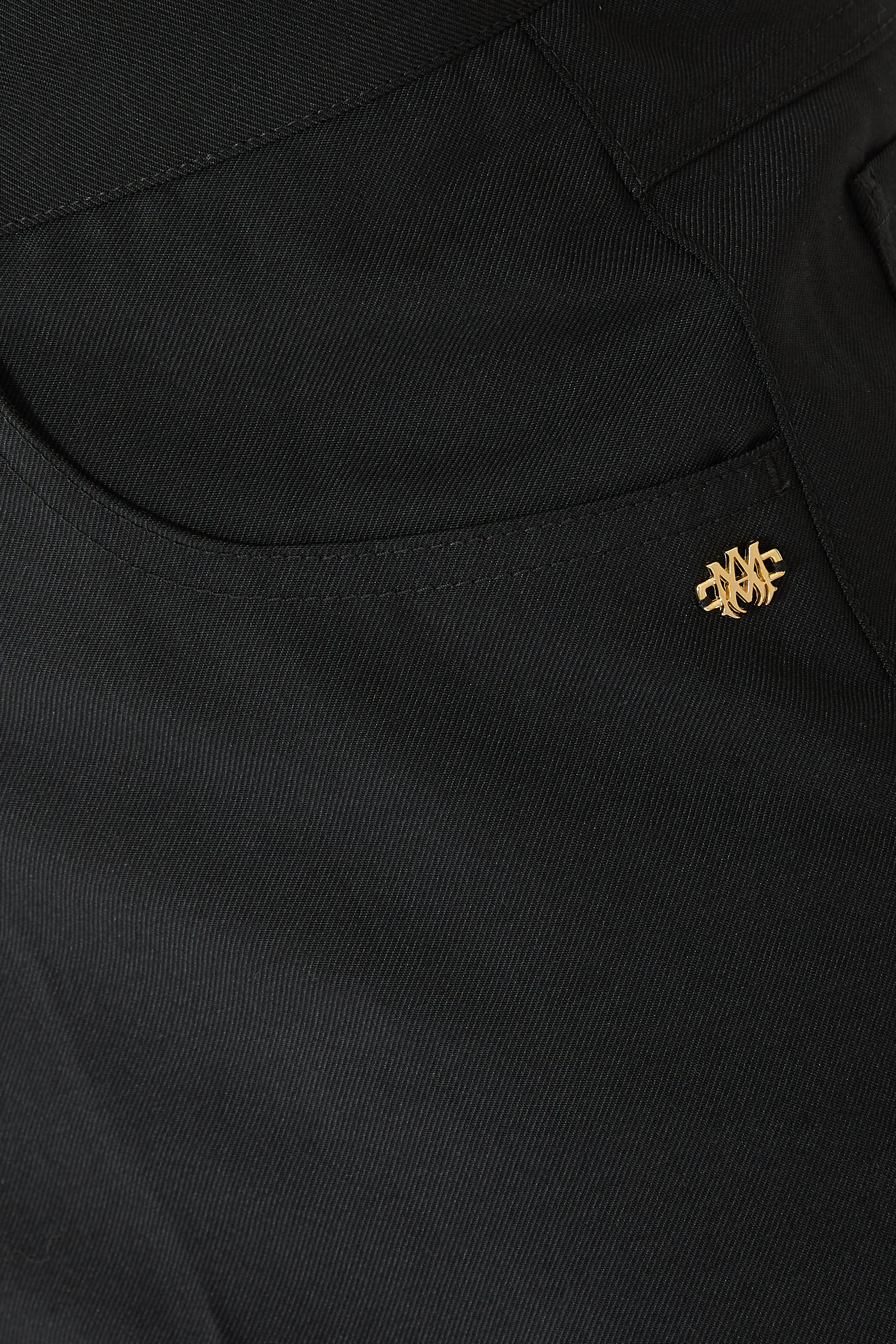 بنطال بقصة بوت