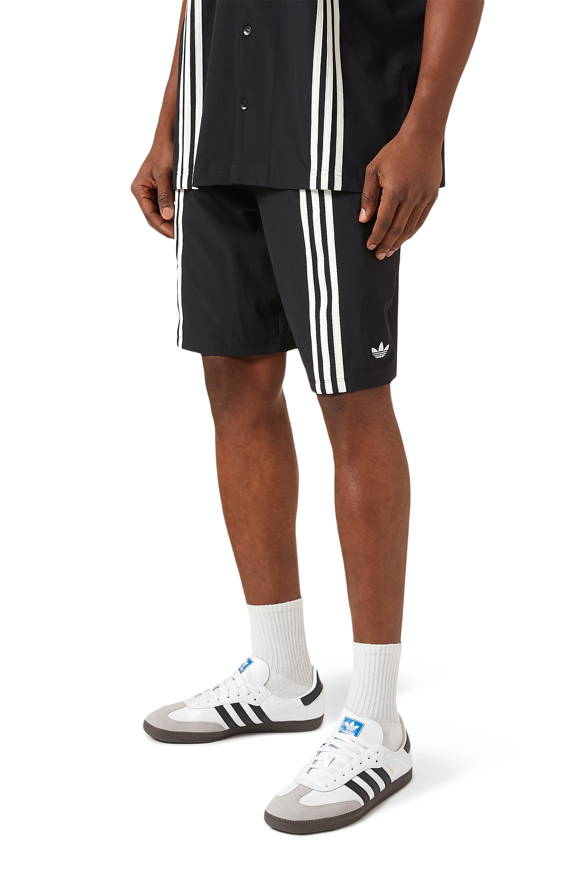 سنيكرز سامبا أو جي