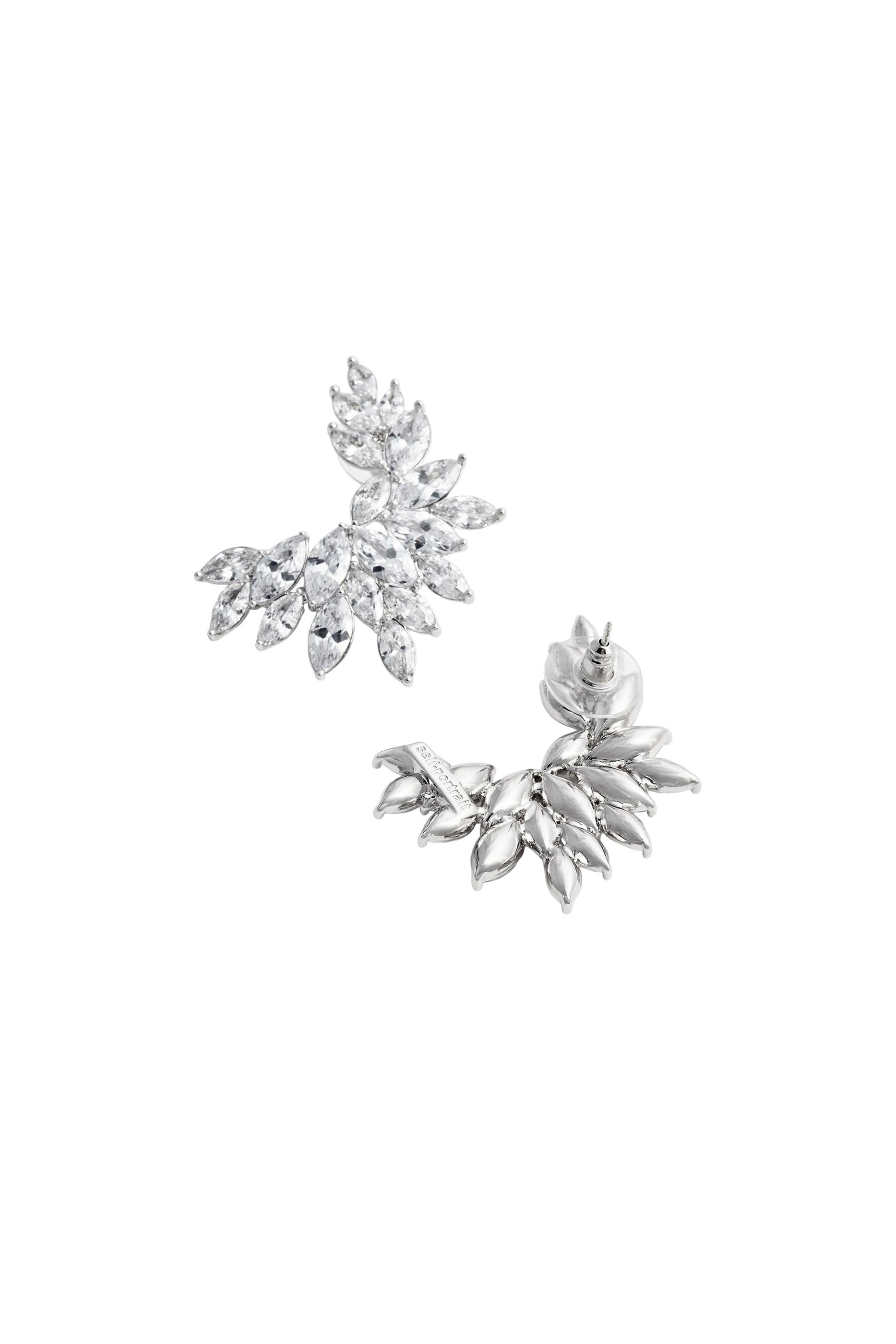 أقراط بتصميم محيط بالأذن مرصعة بالكريستال