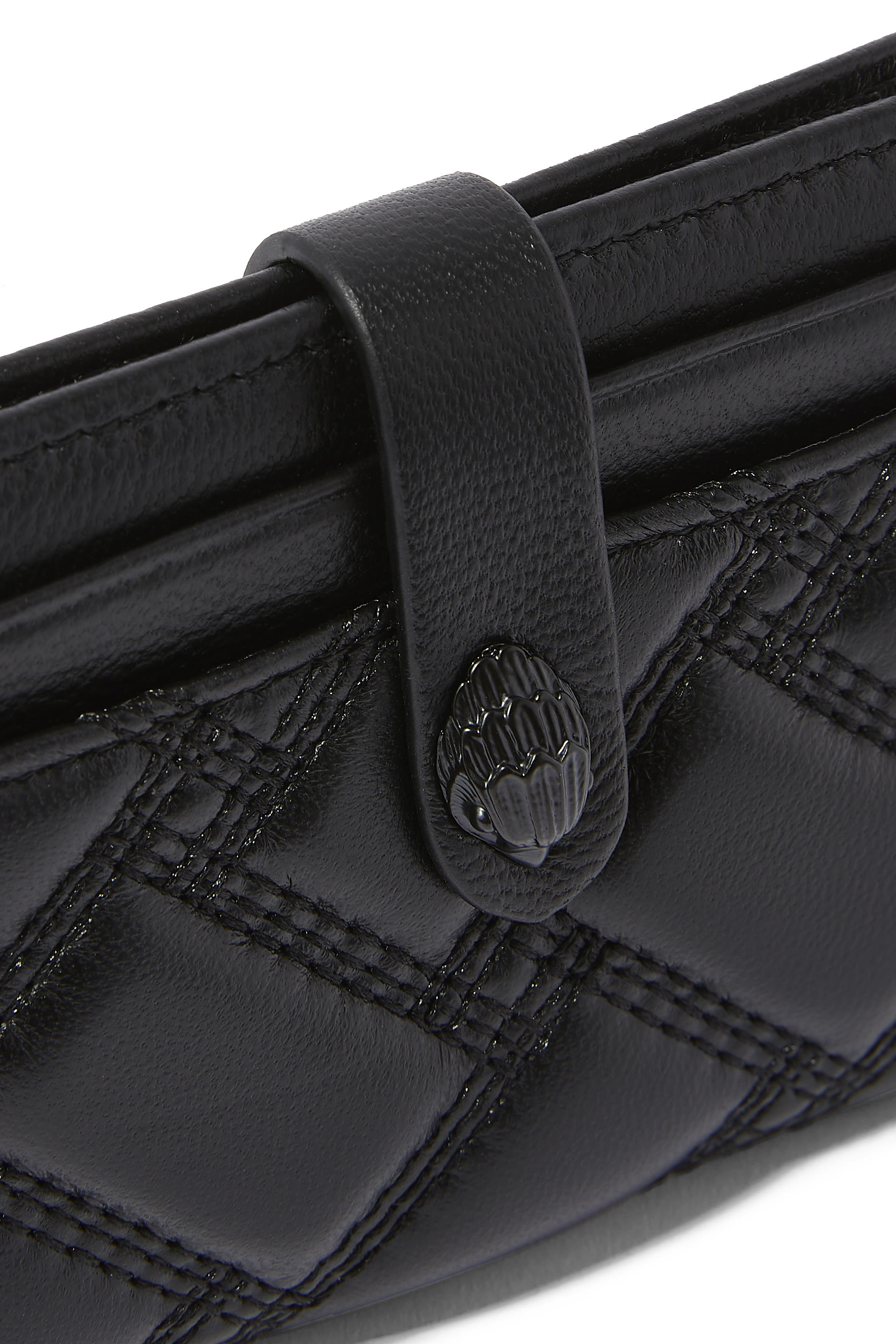 حافظة بطاقات كنسينغتون