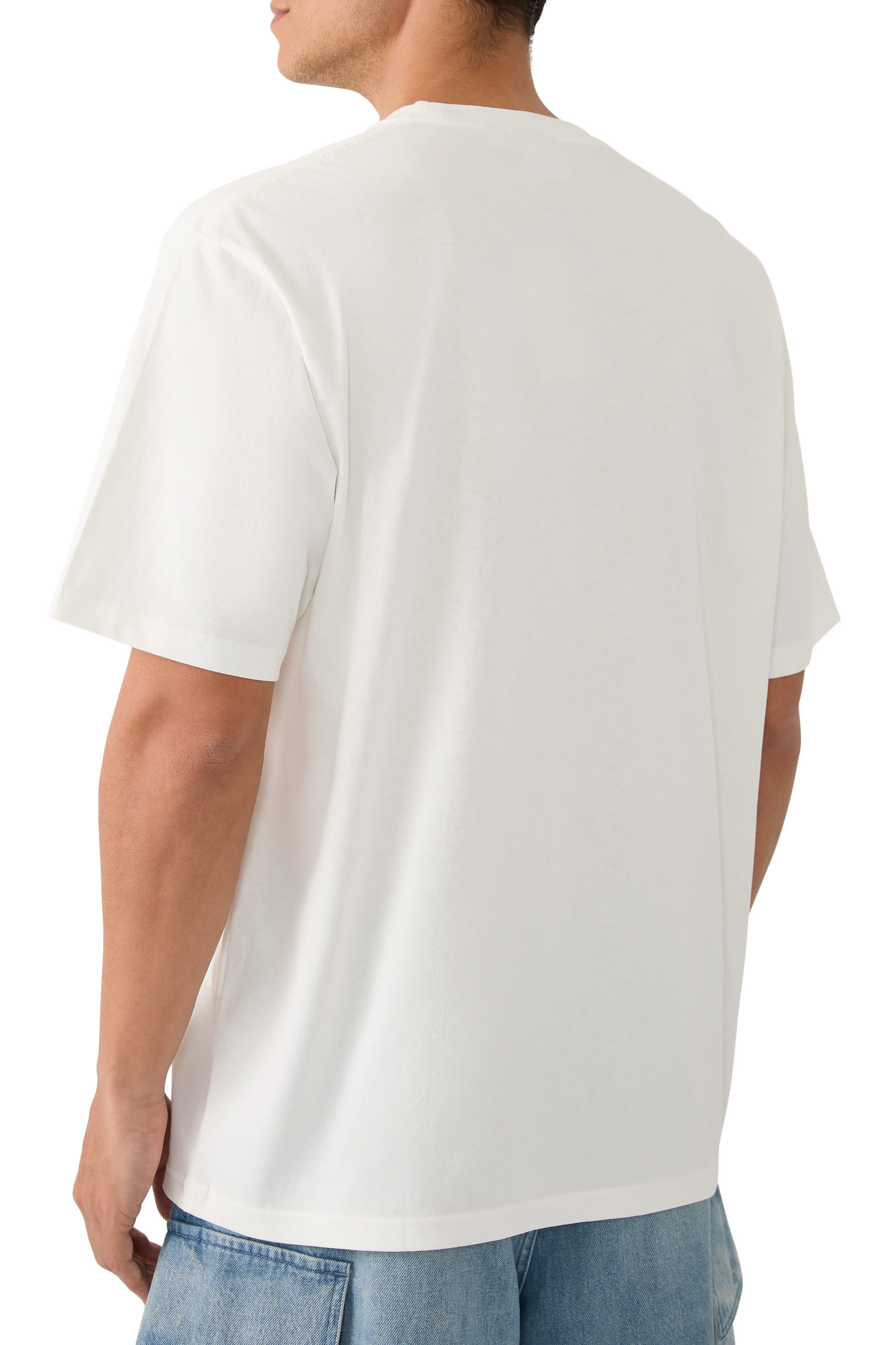 تيشيرت بشعار الماركة بتصميم مشوه null