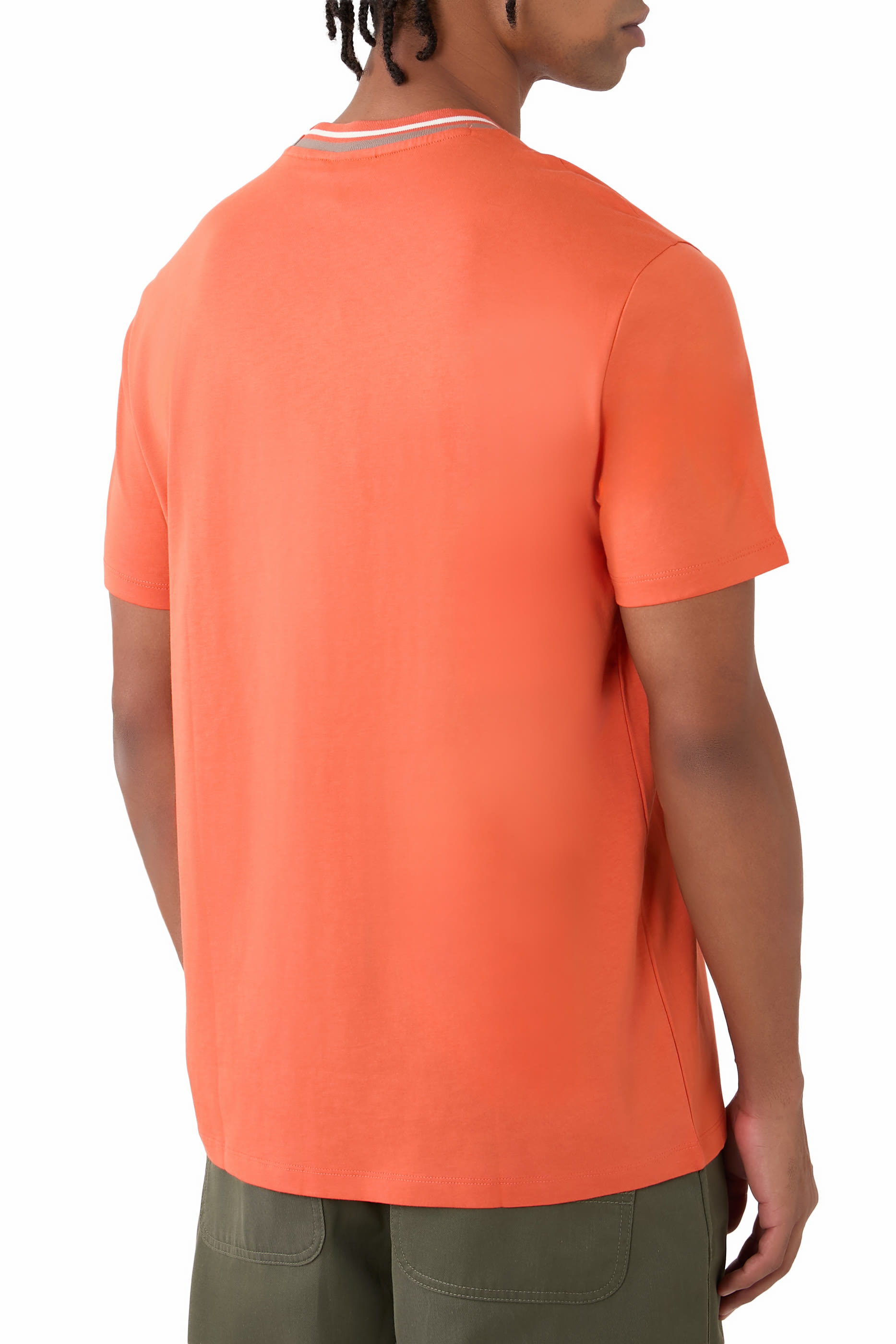 تيشيرت ون بلوك اب بشعار الماركة