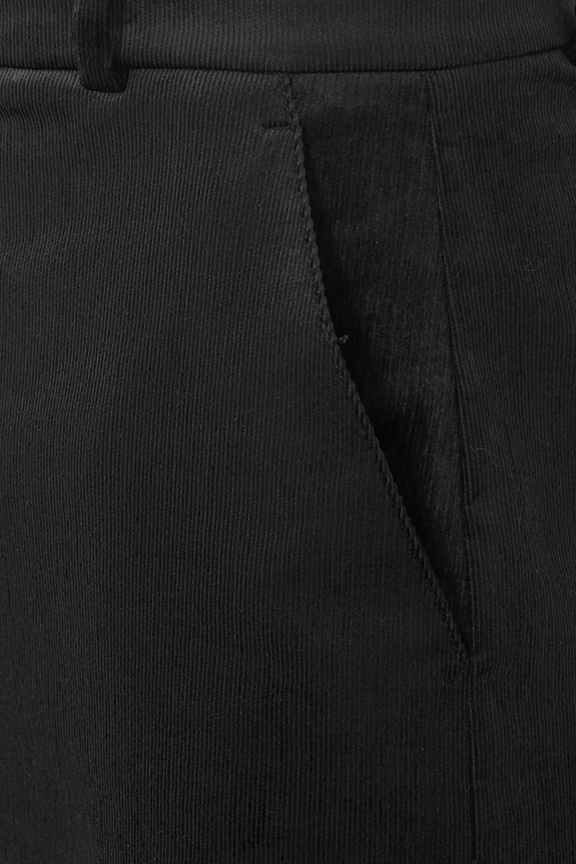 بنطال بقصة ساق واسعة وخصر مرتفع قماش مخملي