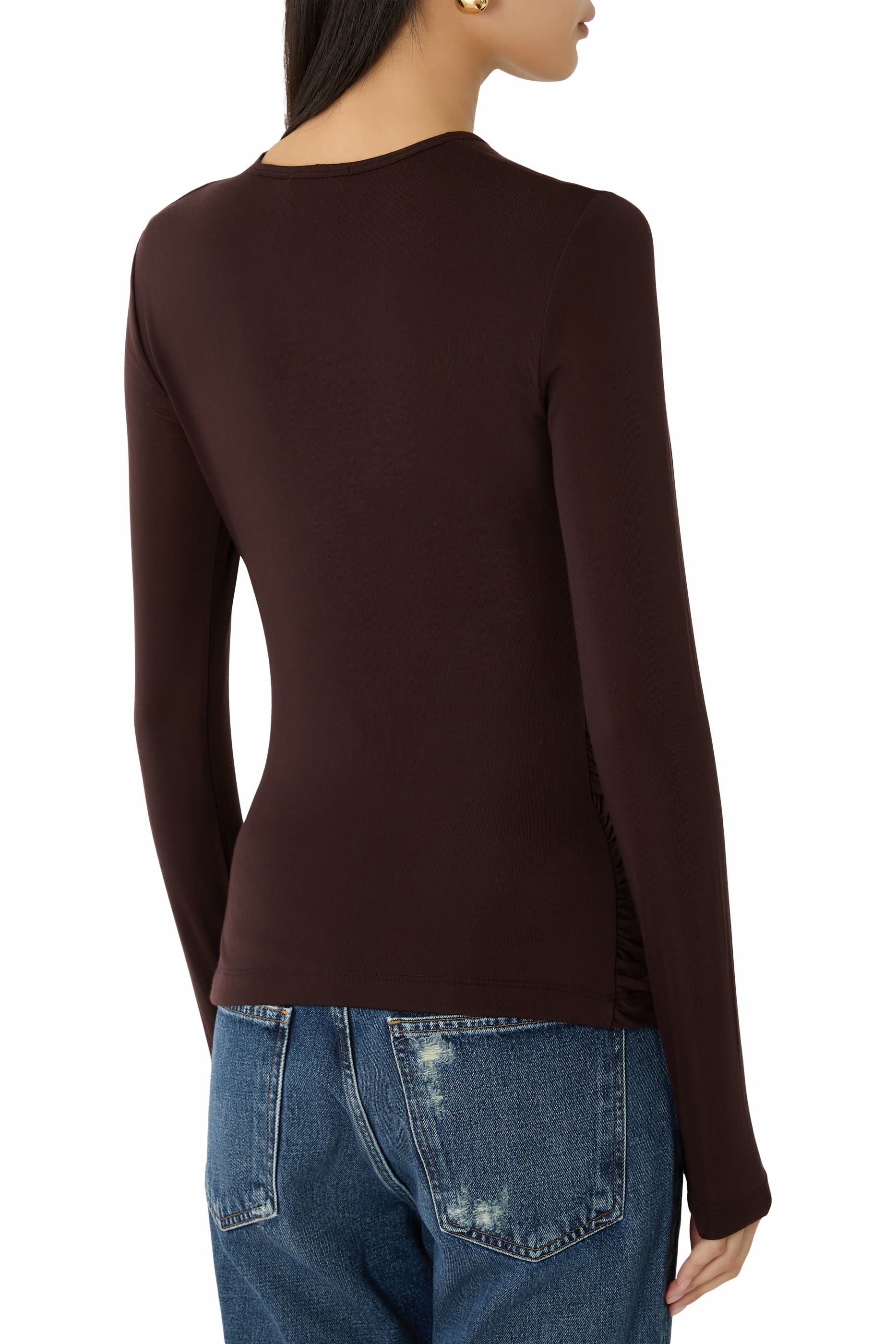 تيشيرت إيف بتفاصيل ملفوفة