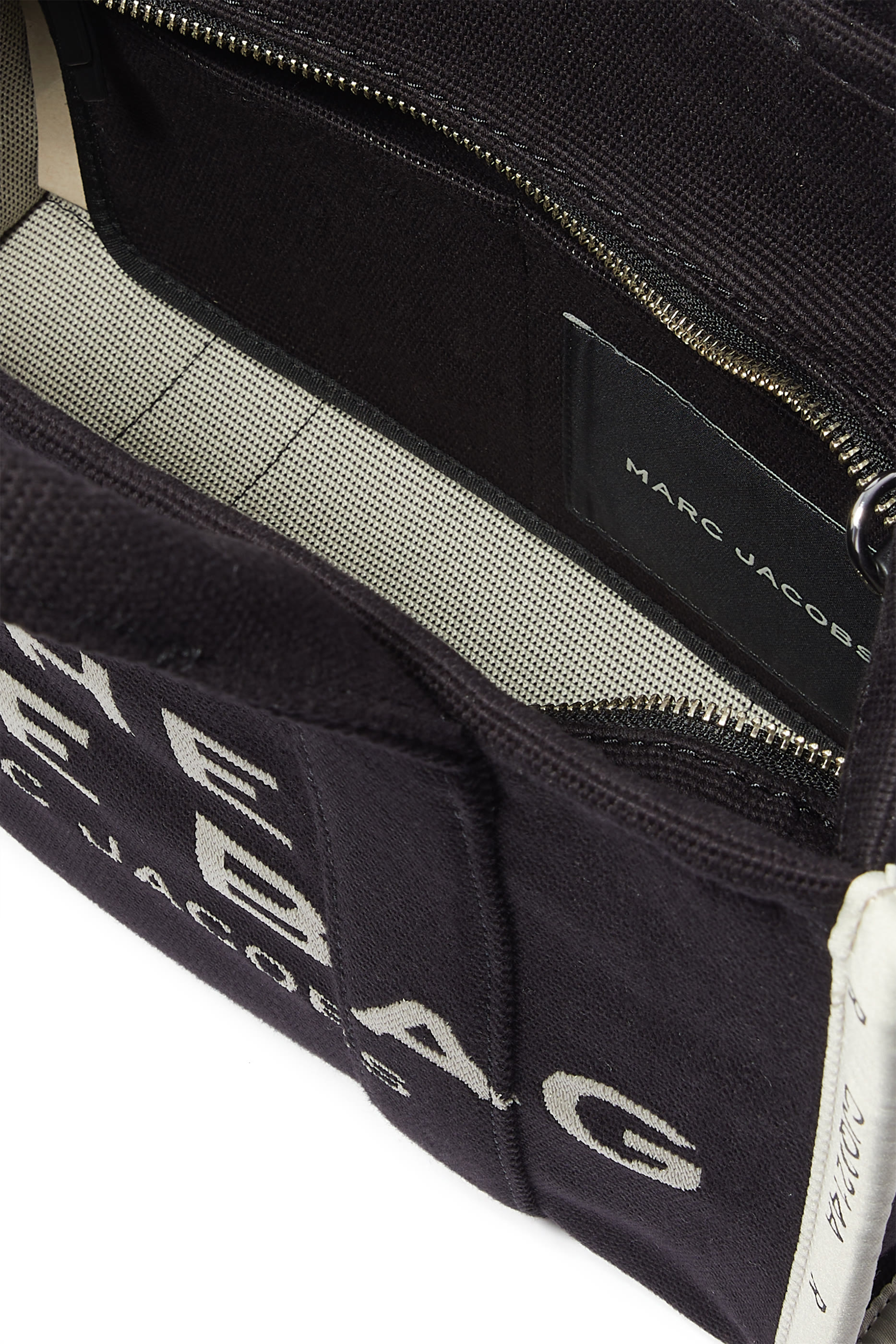 حقيبة يد صغيرة