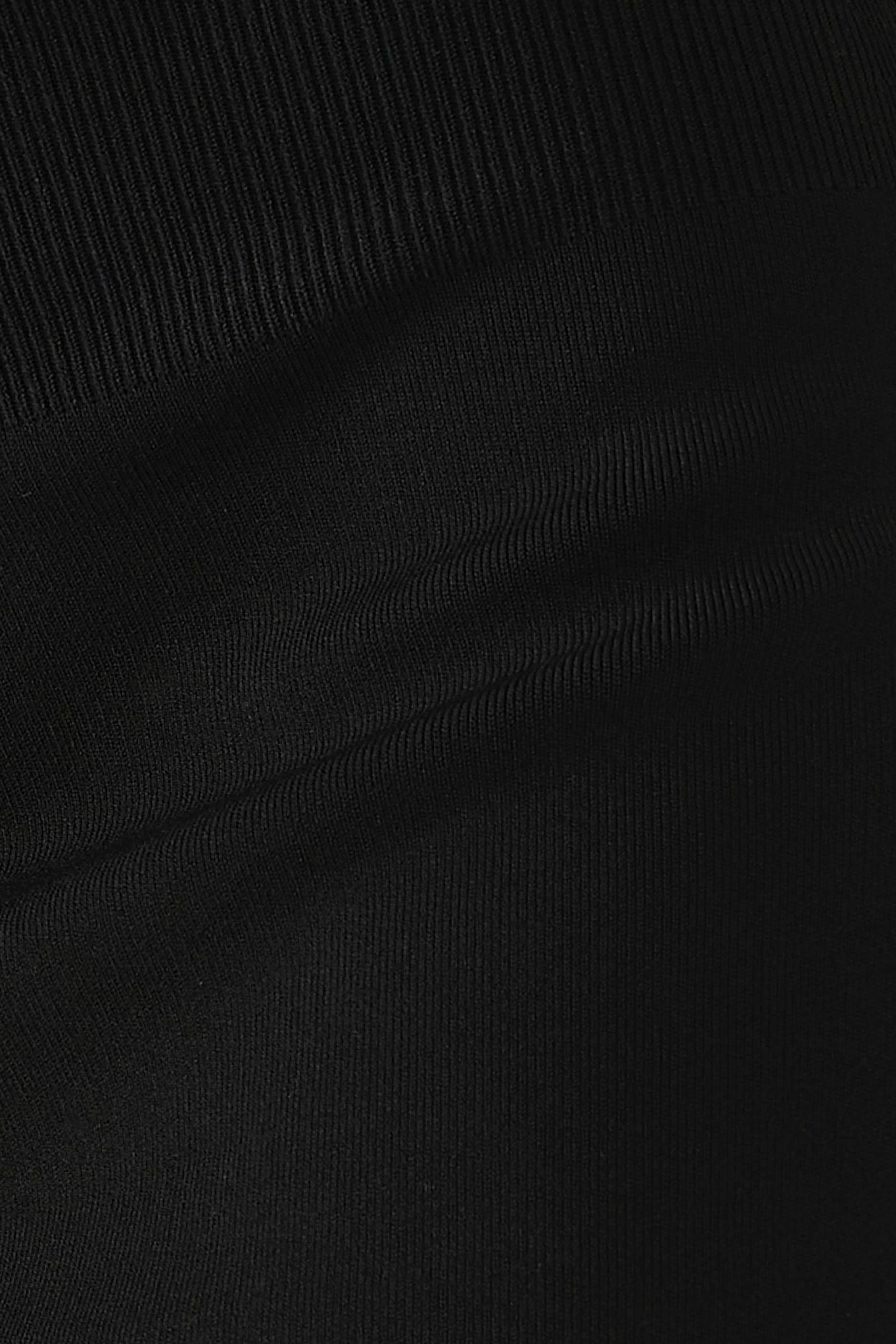 تنورة بتفاصيل مضلعة وخصر مرتفع