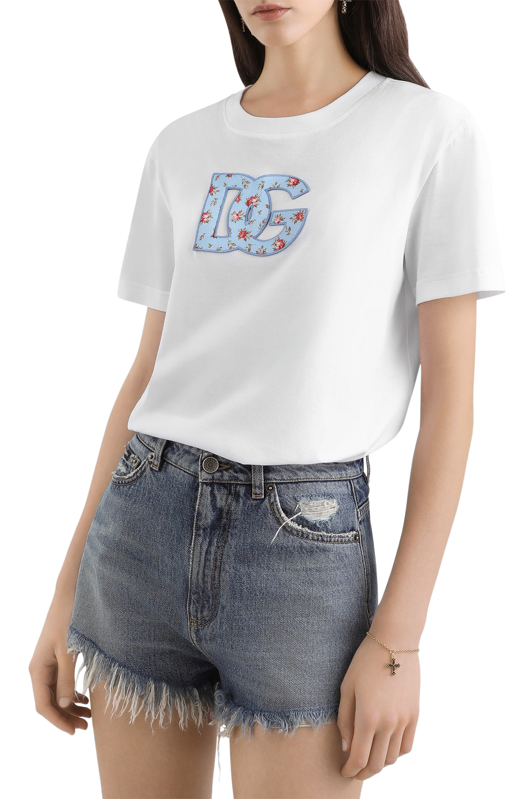 تيشيرت مزين بشعار الماركة