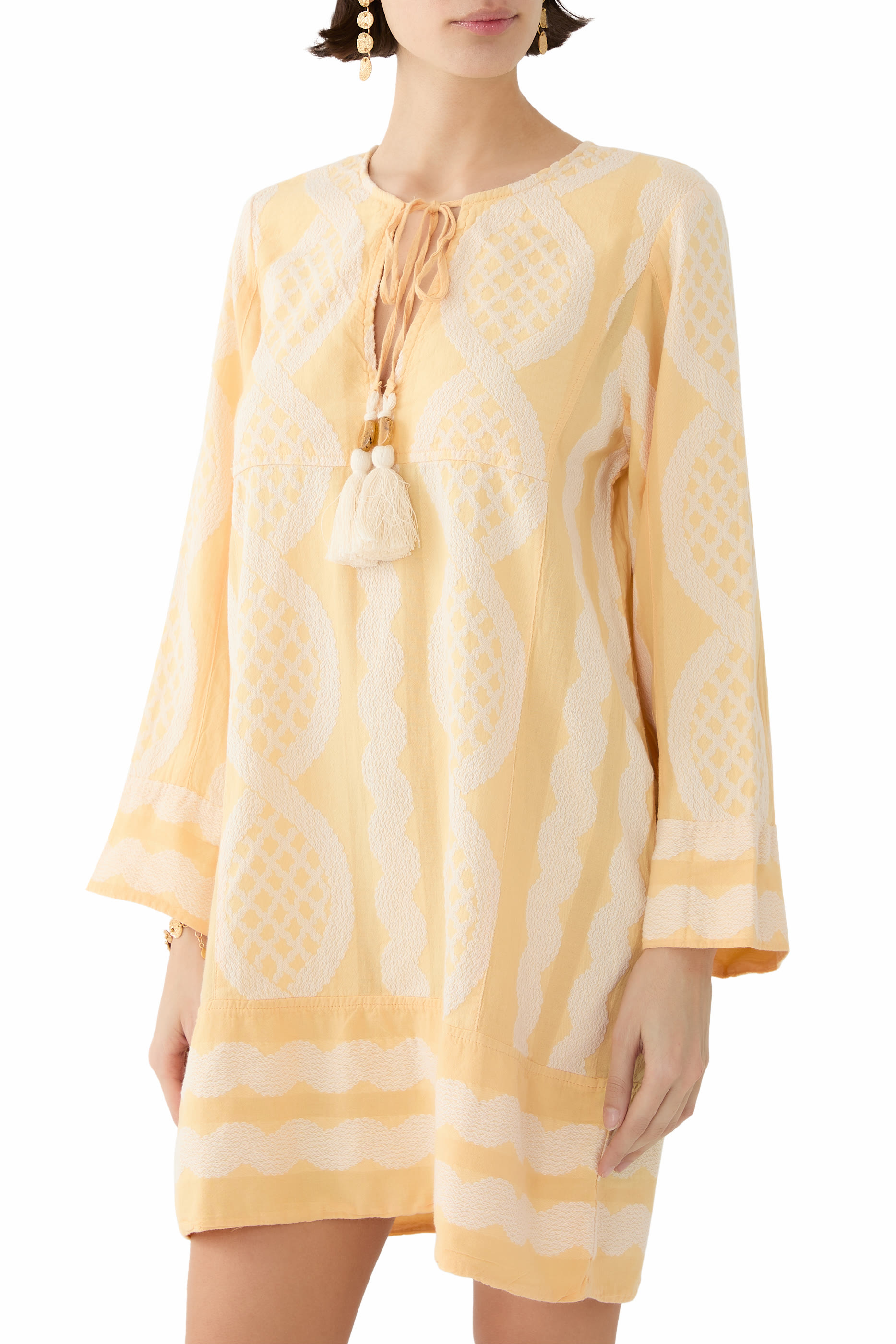 فستان زاكار قصير مخطط بأكمام طويلة