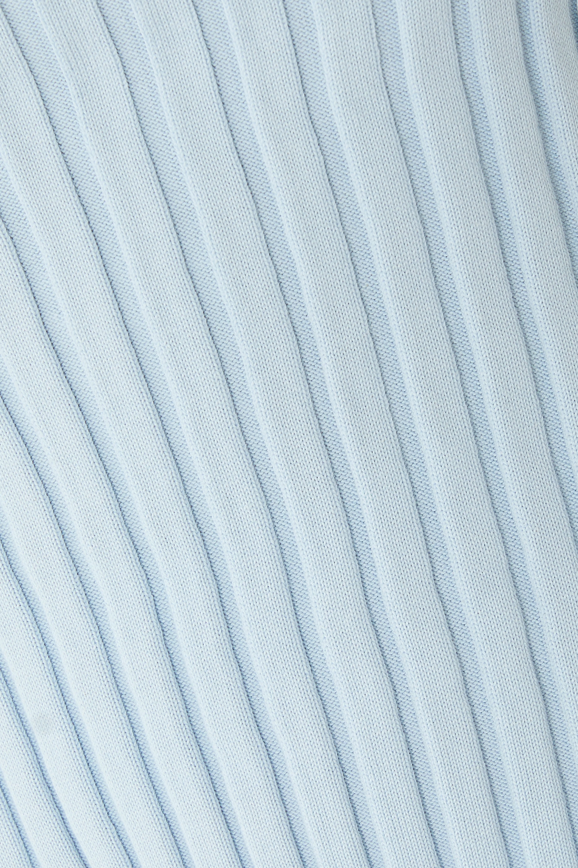 بلوزة قن مضلع