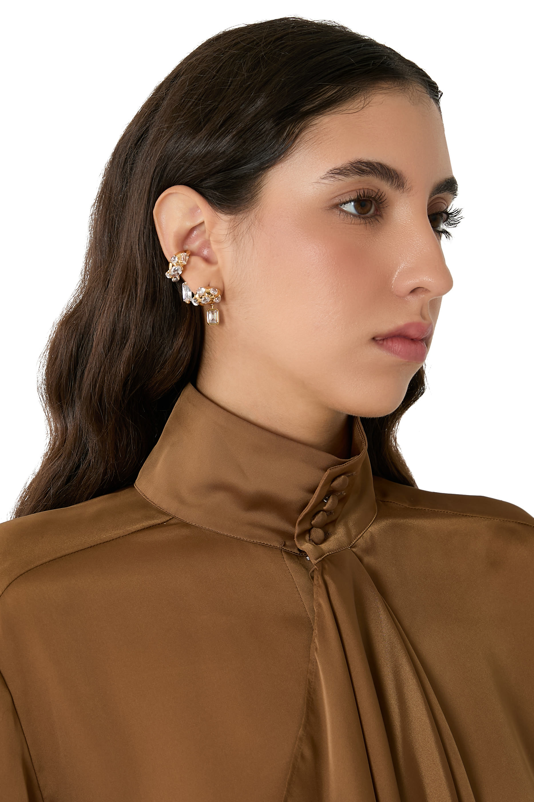 أقراط جوثيكا صغيرة بحلي بتصميم منفوخ