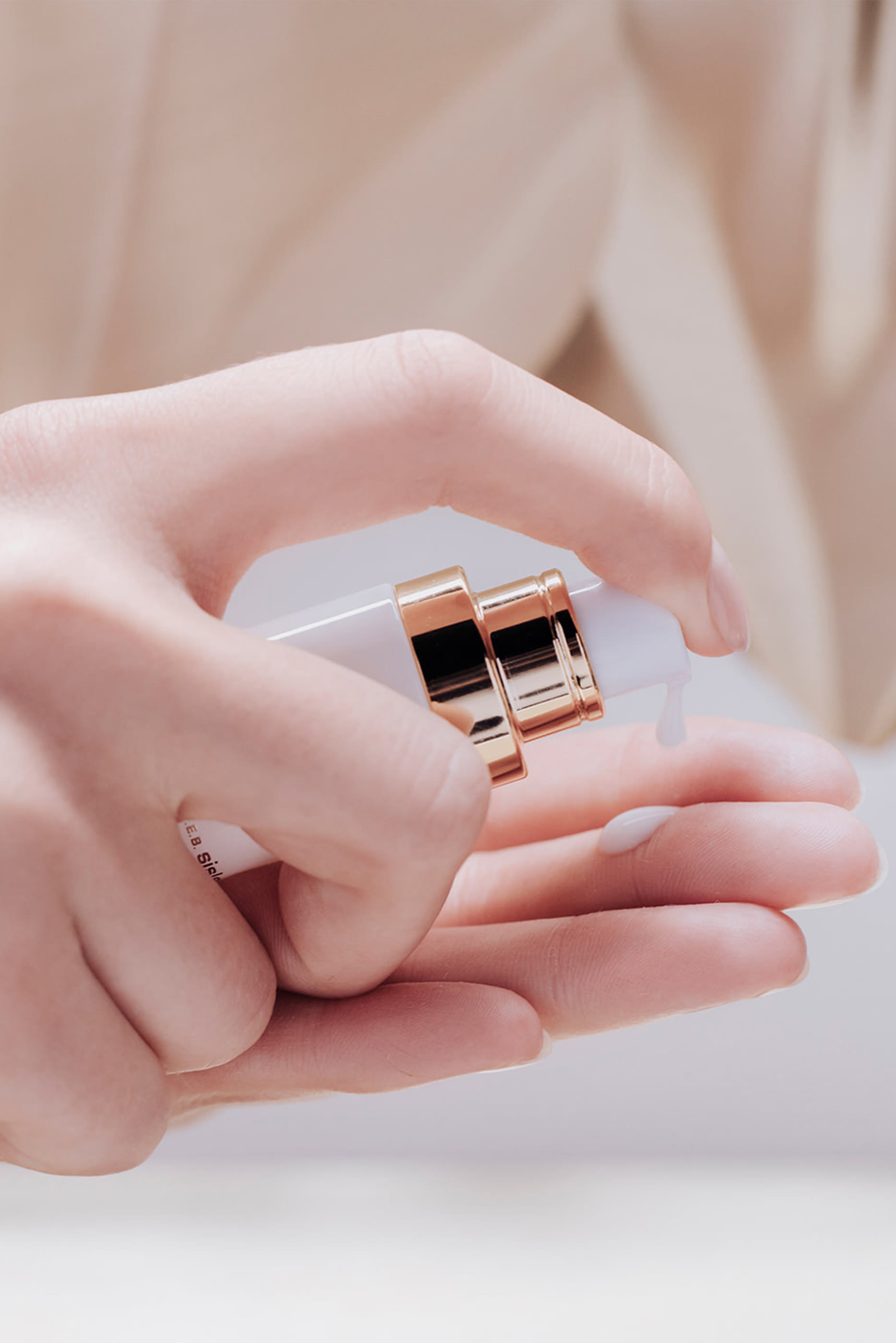 مجموعة سيسليا لو انتجرال لا كيور لمقاومة علامات تقدم السن، 4 &times; 10 ملل