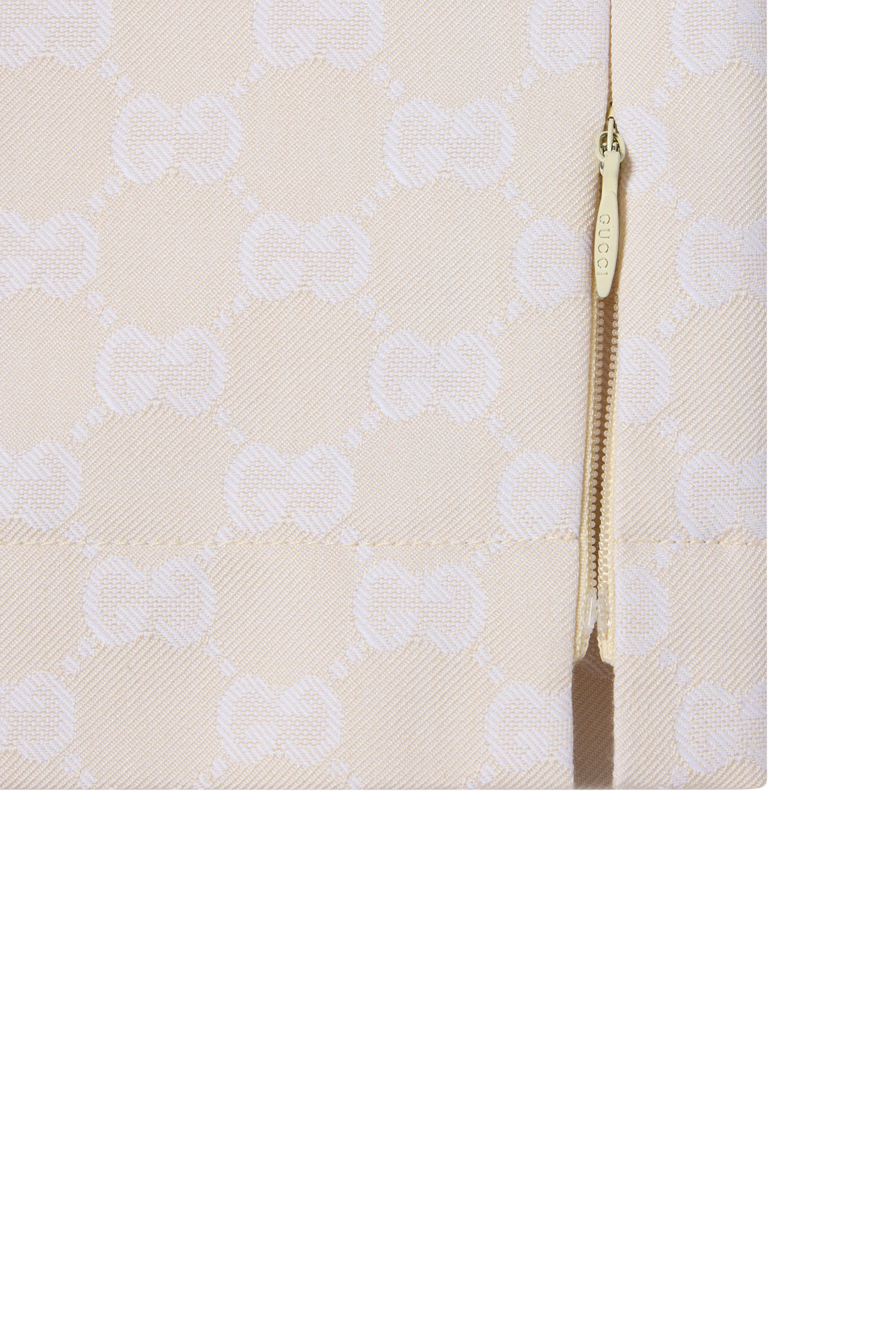 تنورة قطن غابردين بشعار الماركة 