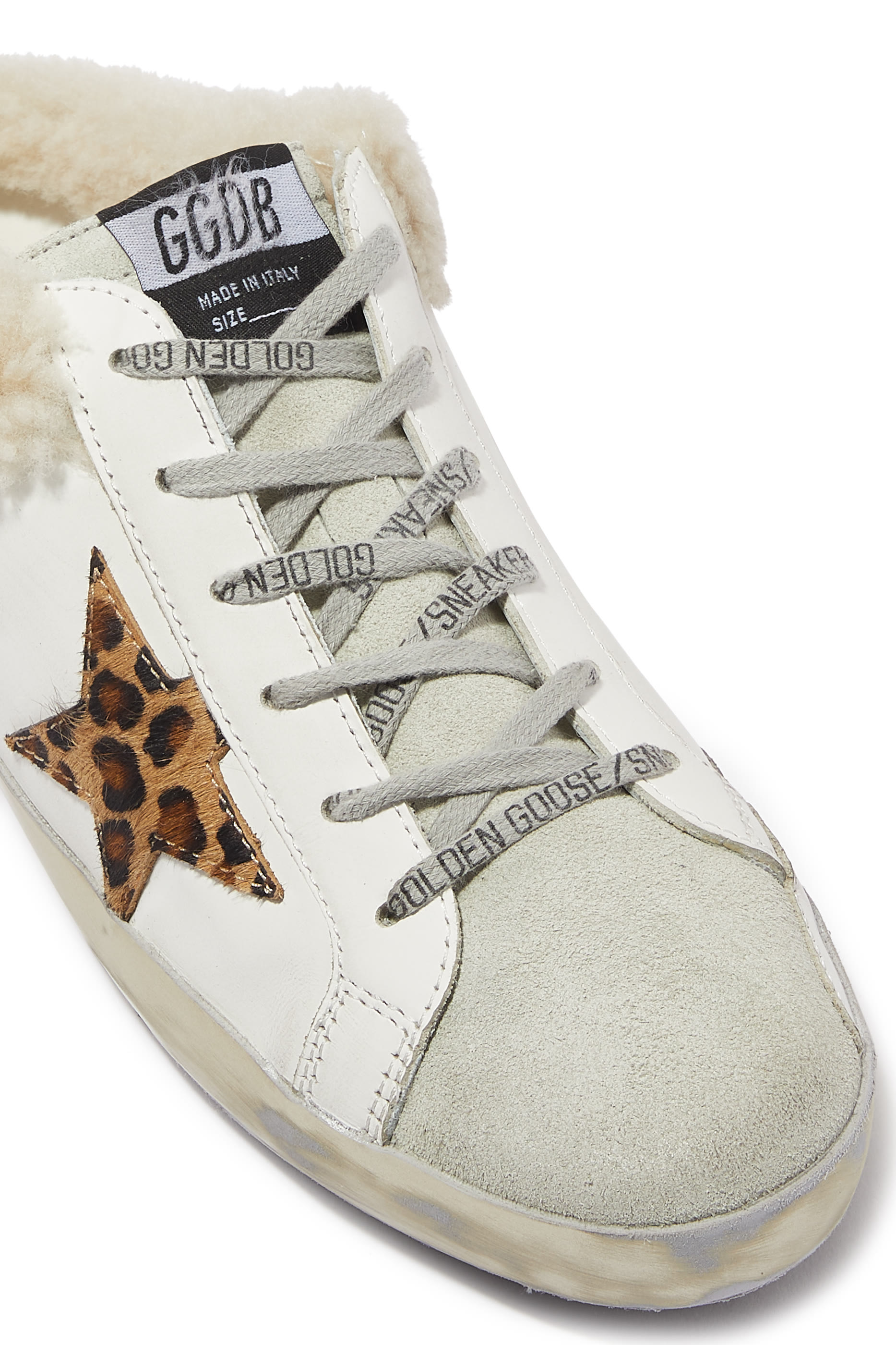 سنيكرز سوبر ستار بتصميم سهل الإرتداء مبطن بالفرو