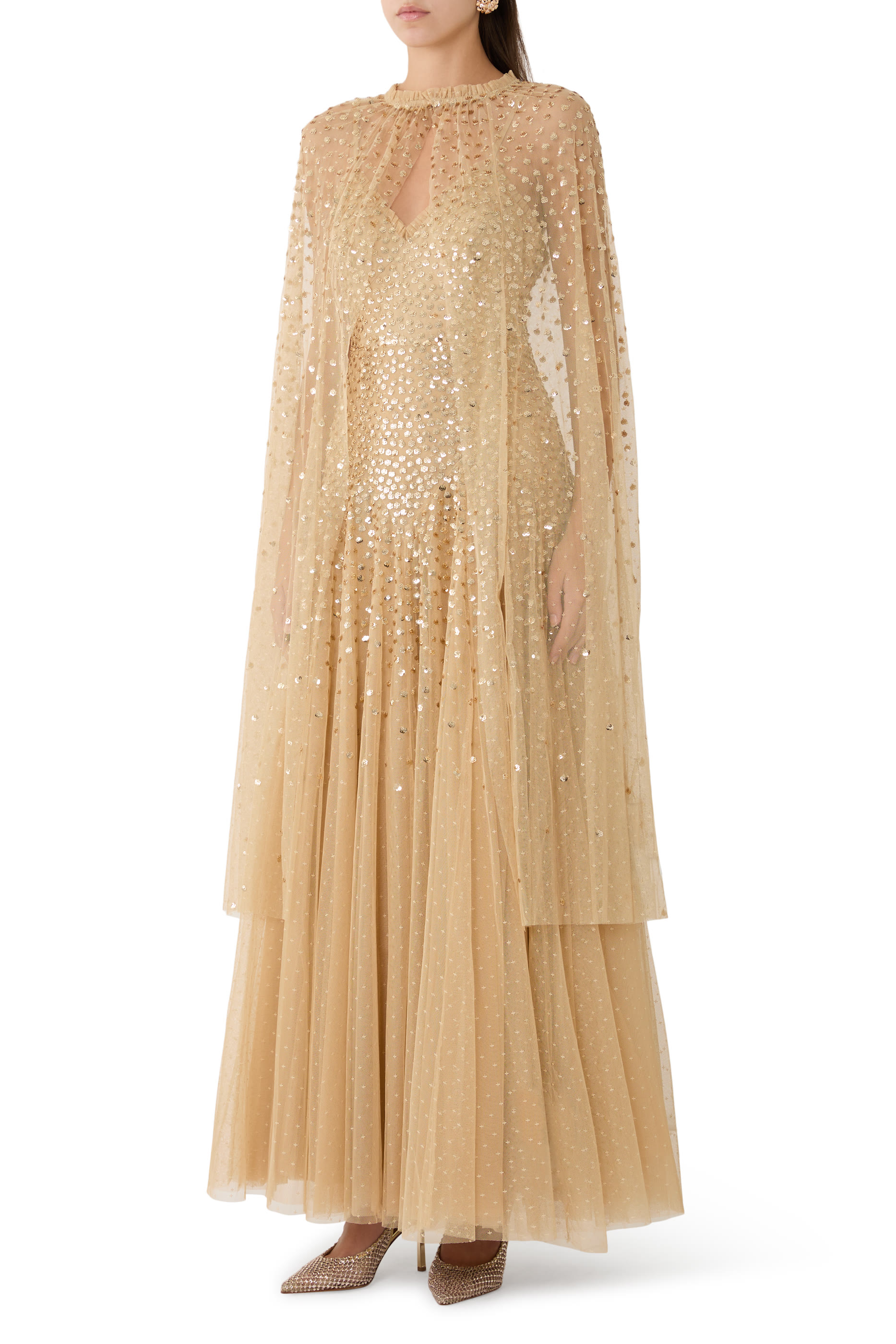 فستان سهرة كاسكيد بحمالات رفيعة وترتر وياقة عميقة