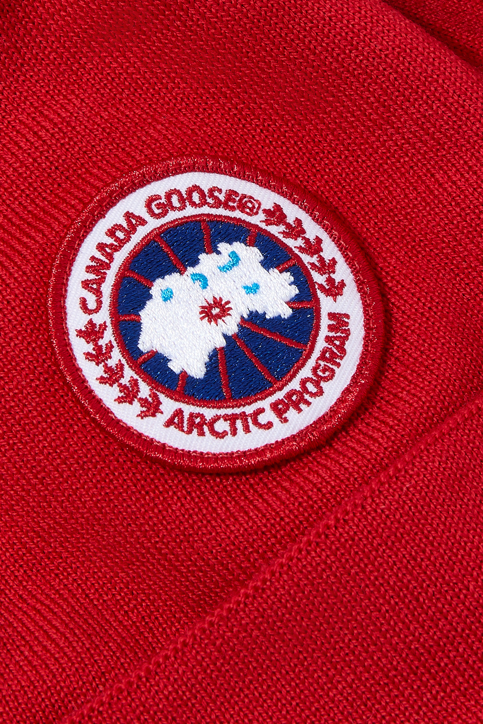 قبعة بزخارف بوم بوم للأطفال