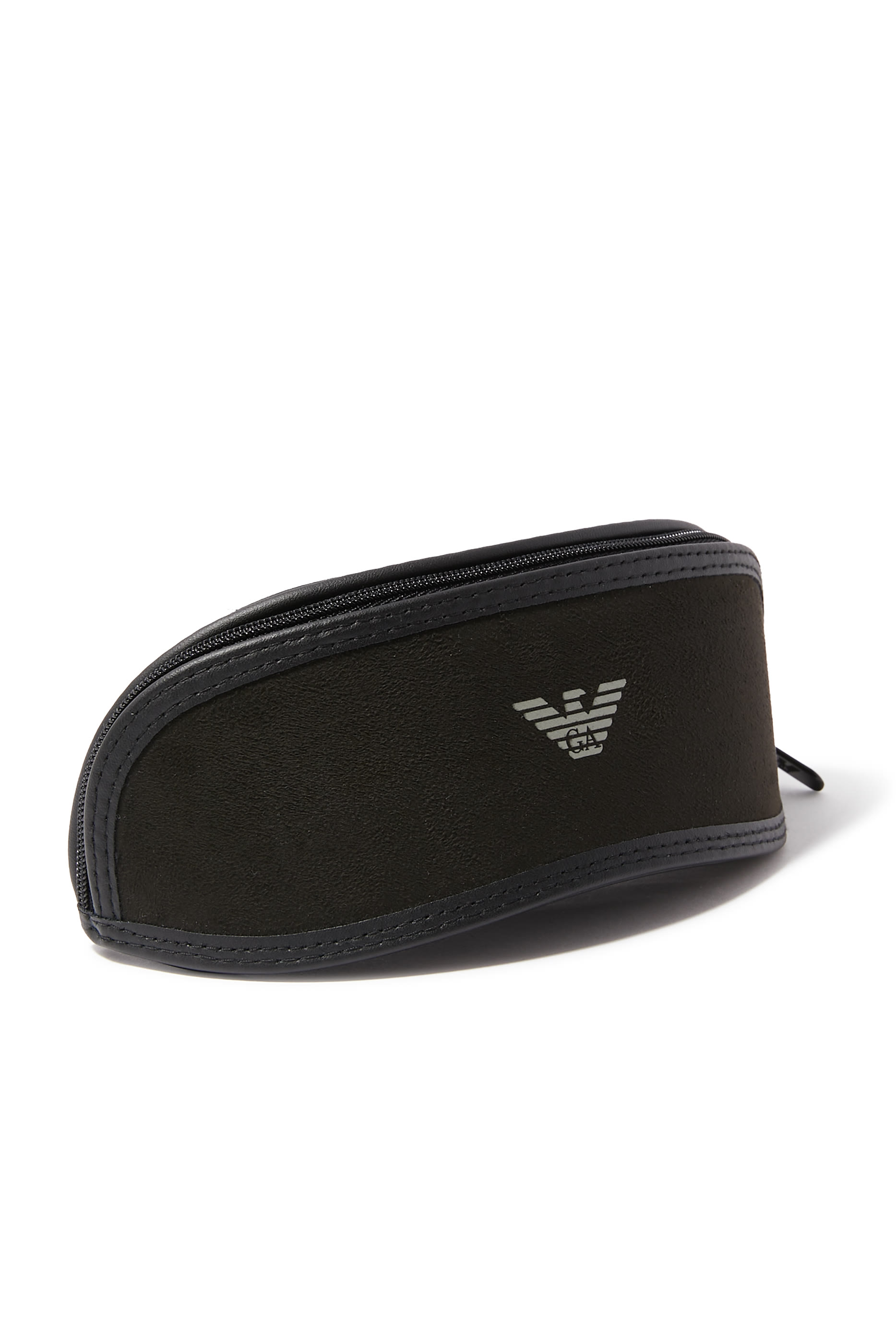 نظارة شمسية بإطار بتصميم هندسي