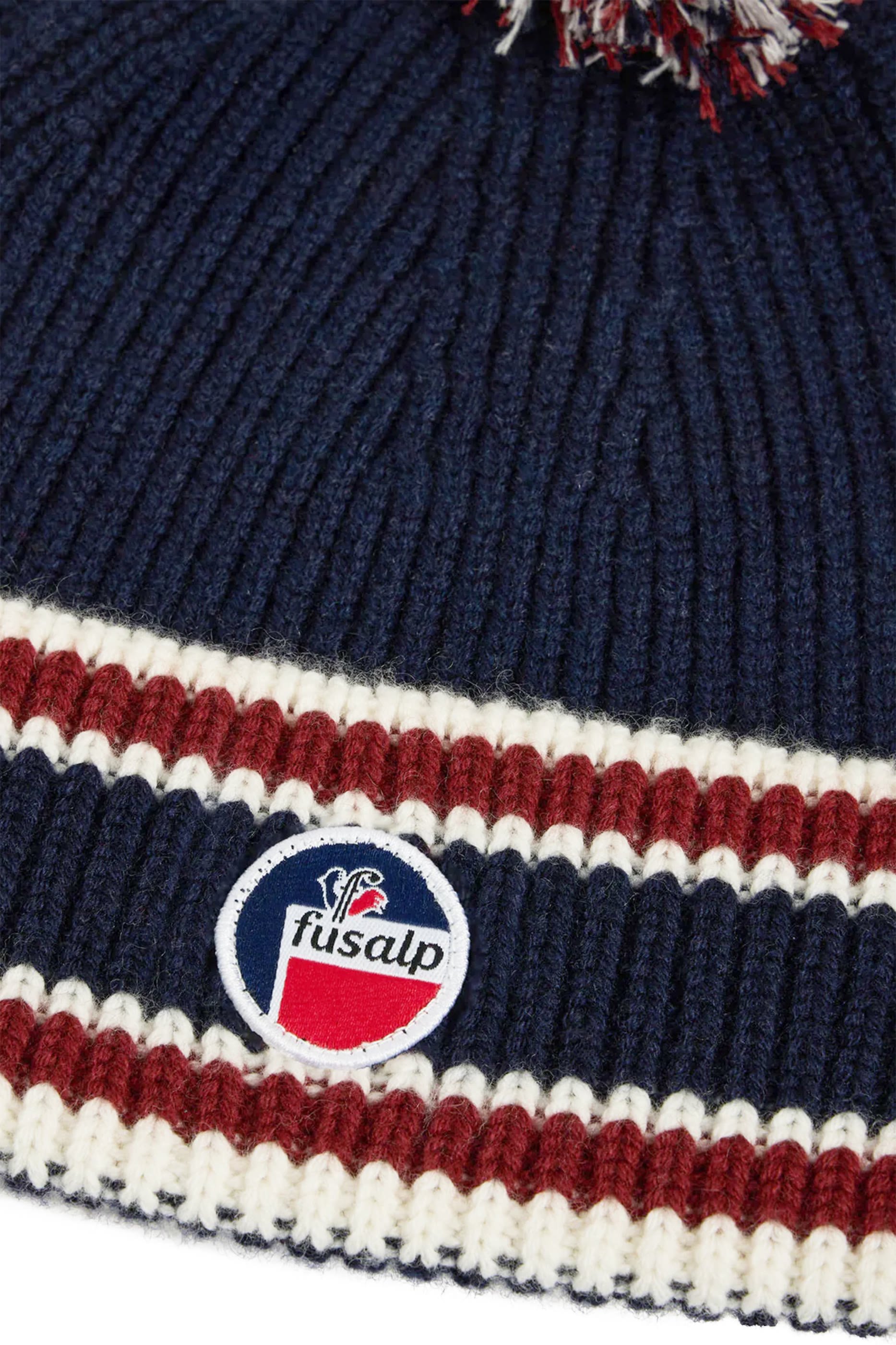 قبعة بيني بوم بون