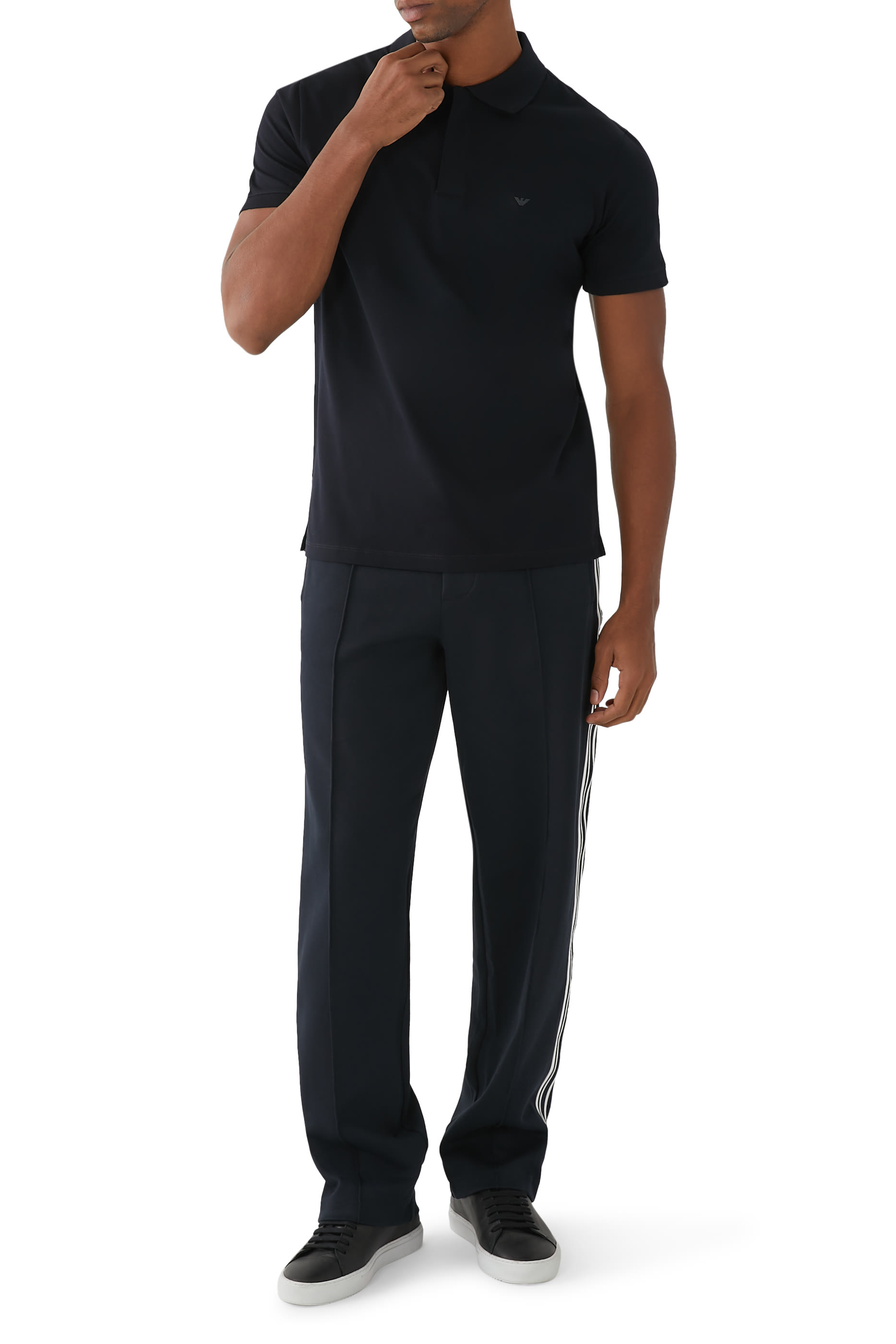 قميص بولو بشعار الماركة