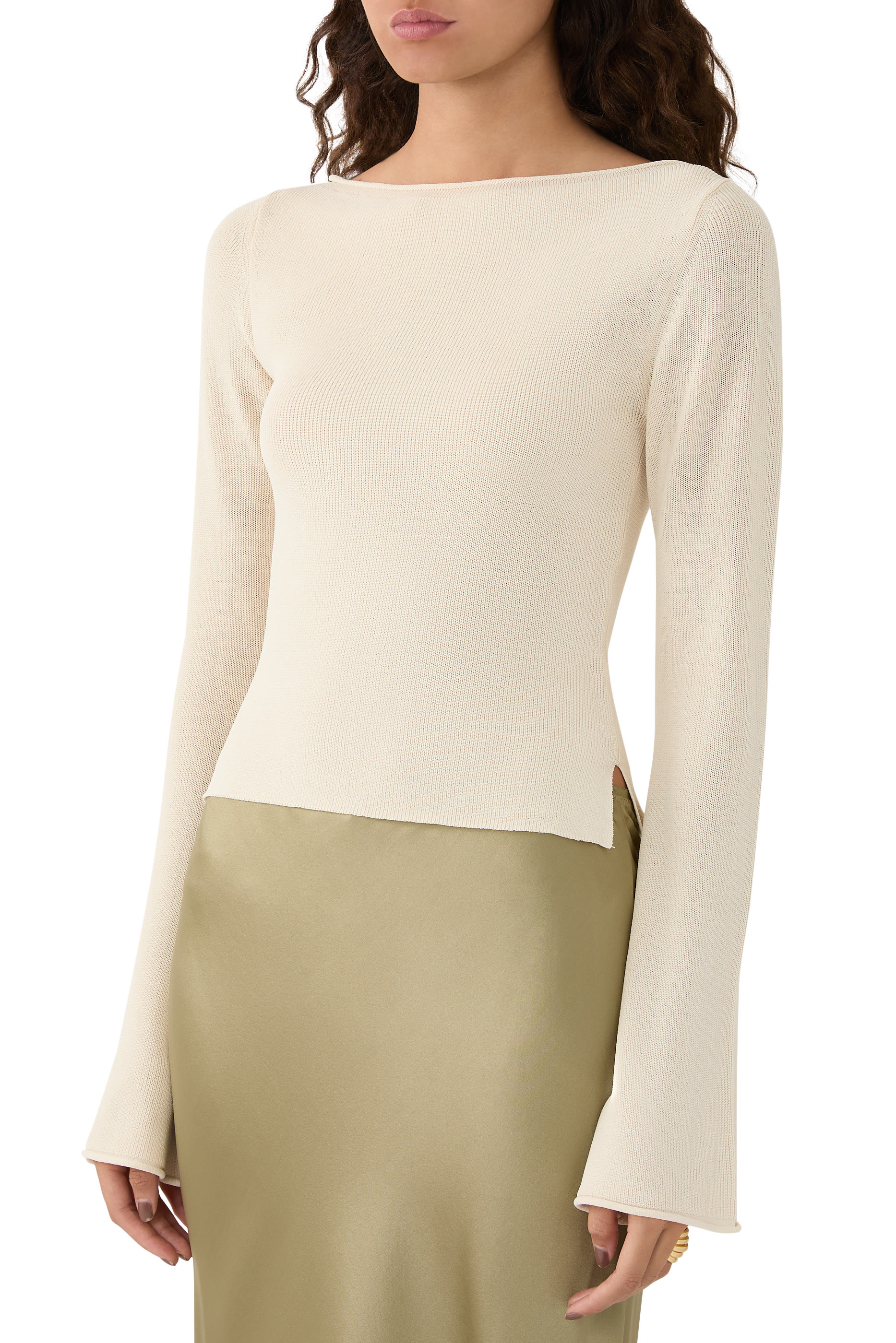 بلوزة بنسيج مضلع بياقة بتصميم على شكل قارب