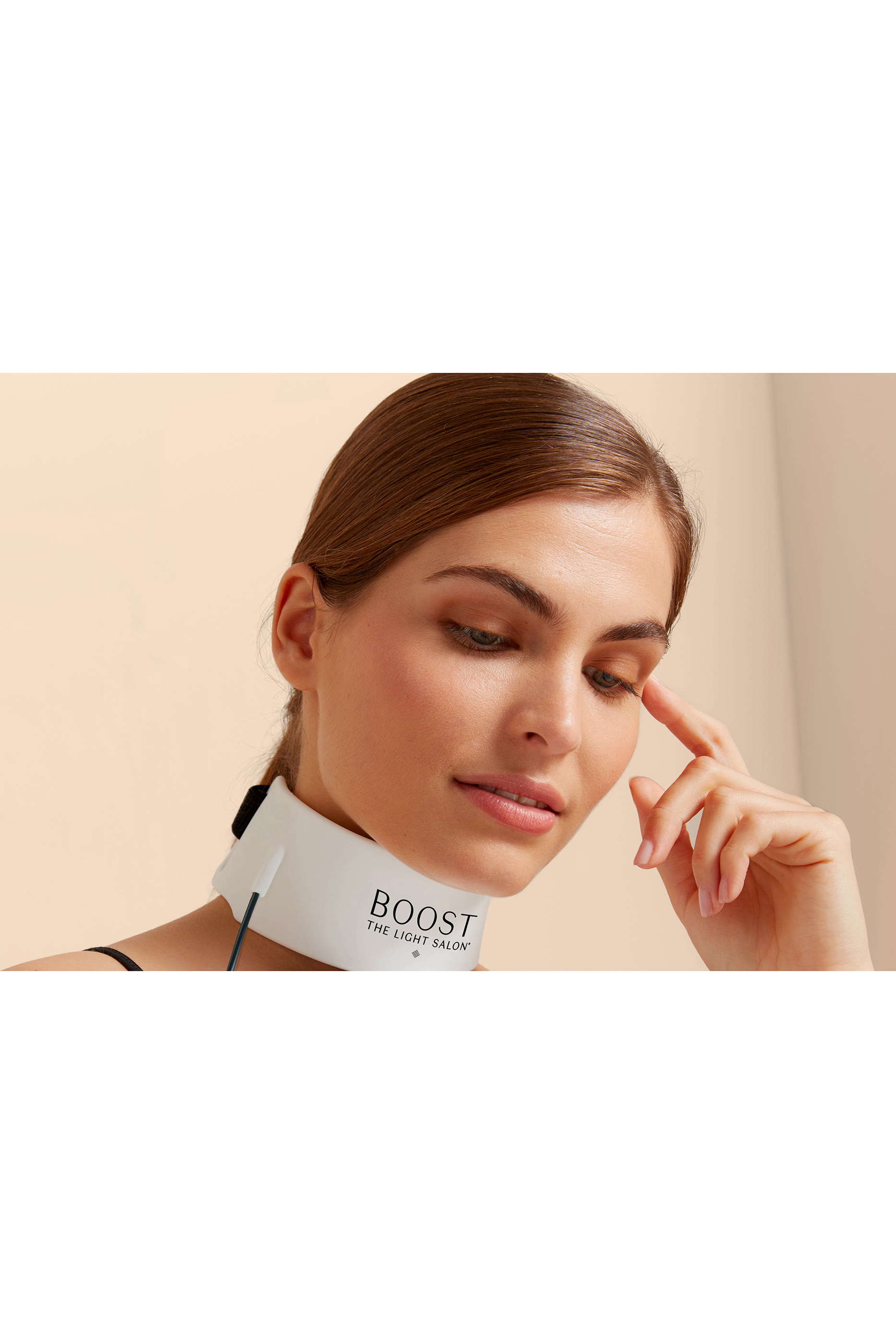 جهاز بوست ال إي دي بتصميم ياقة