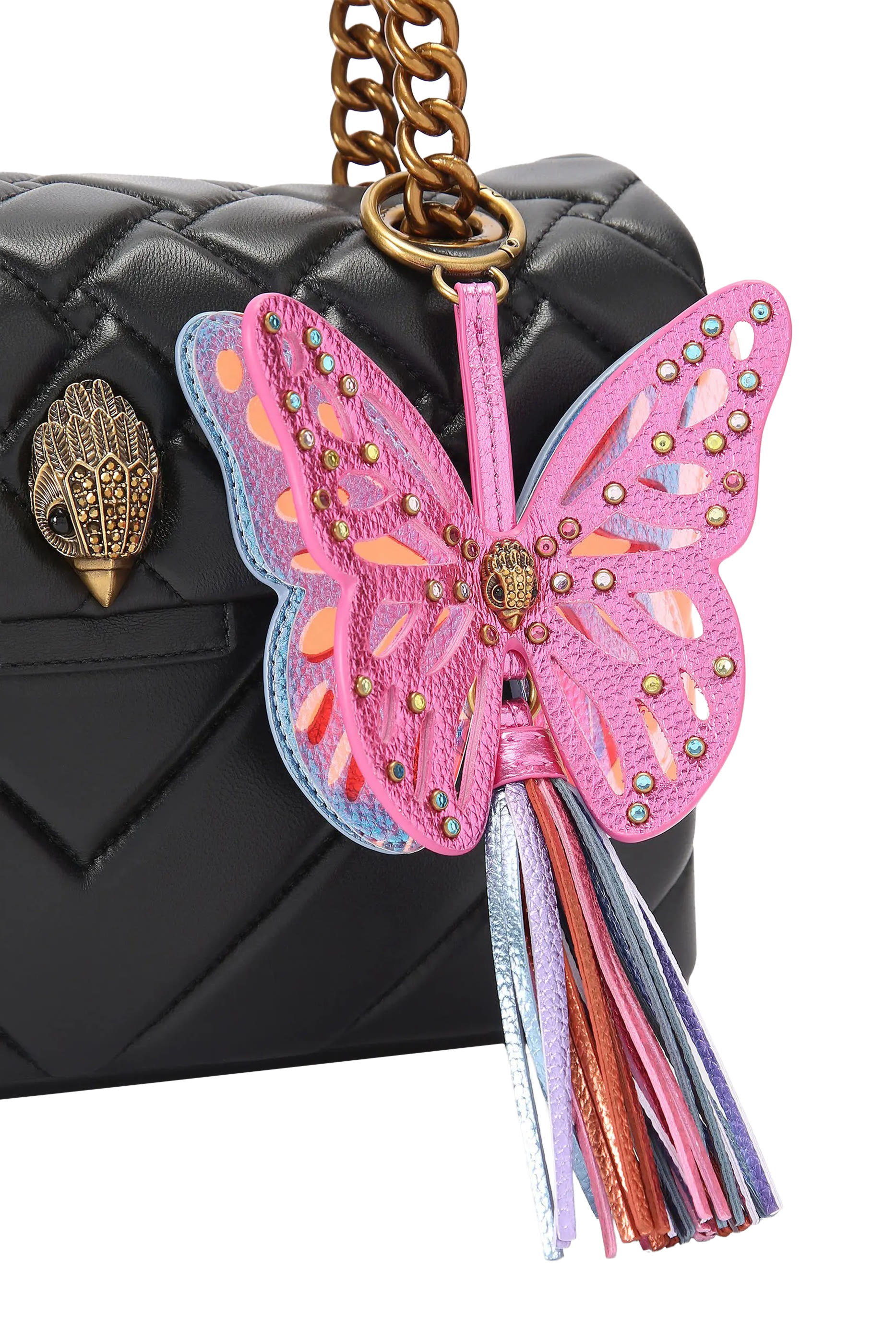 حلية بتصميم فراشة