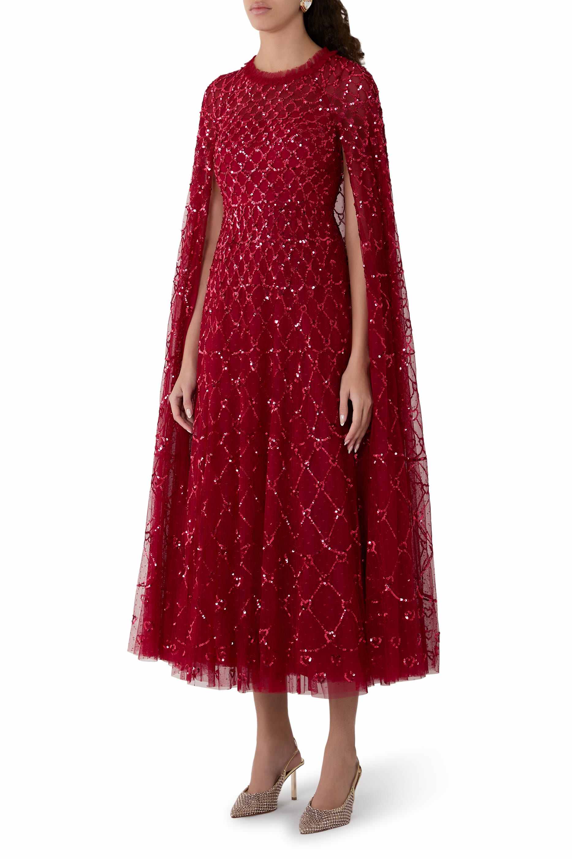 فستان سهرة بطول الكاحل بتصميم شبكي على شكل قلب