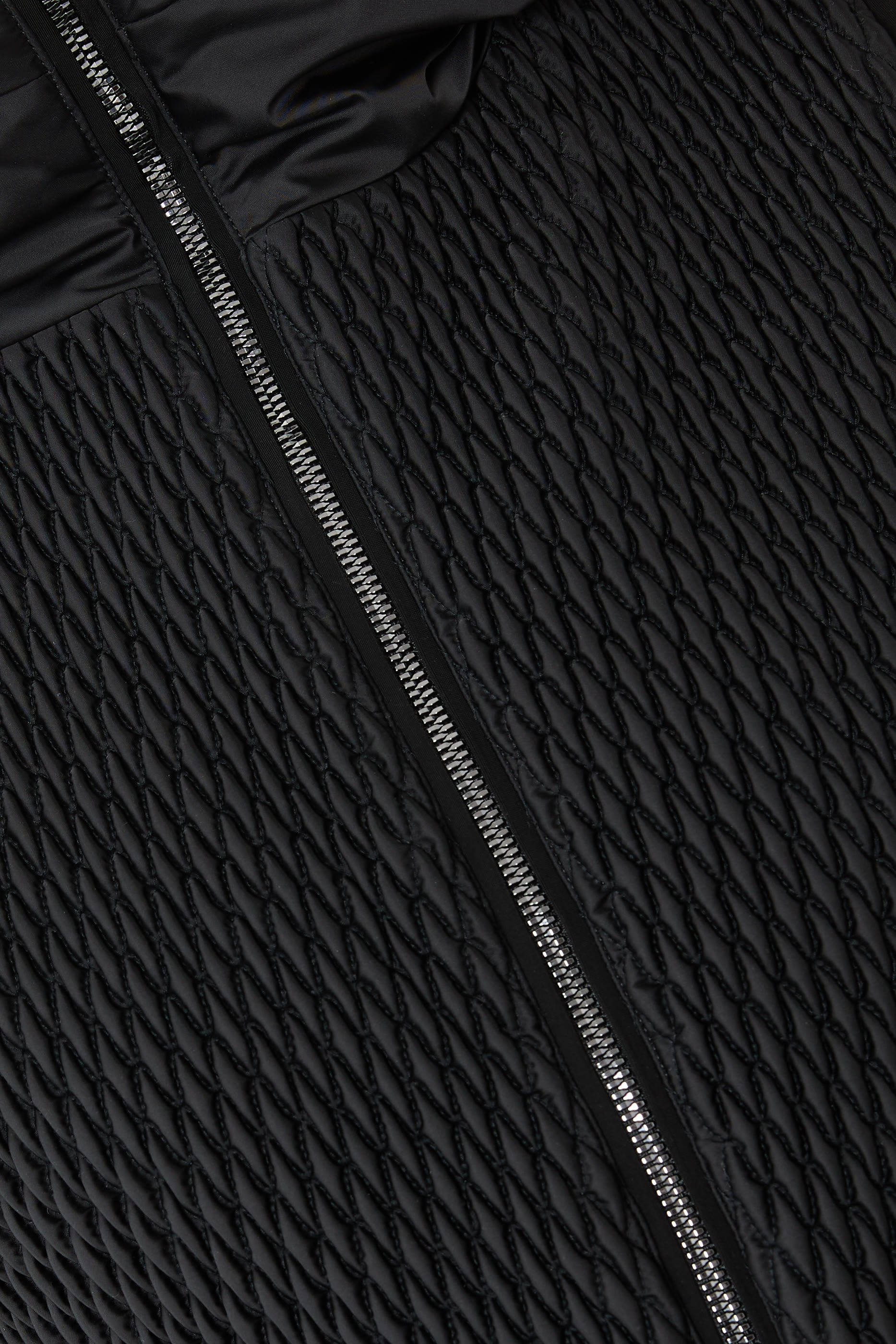 بدلة تزلج ماري