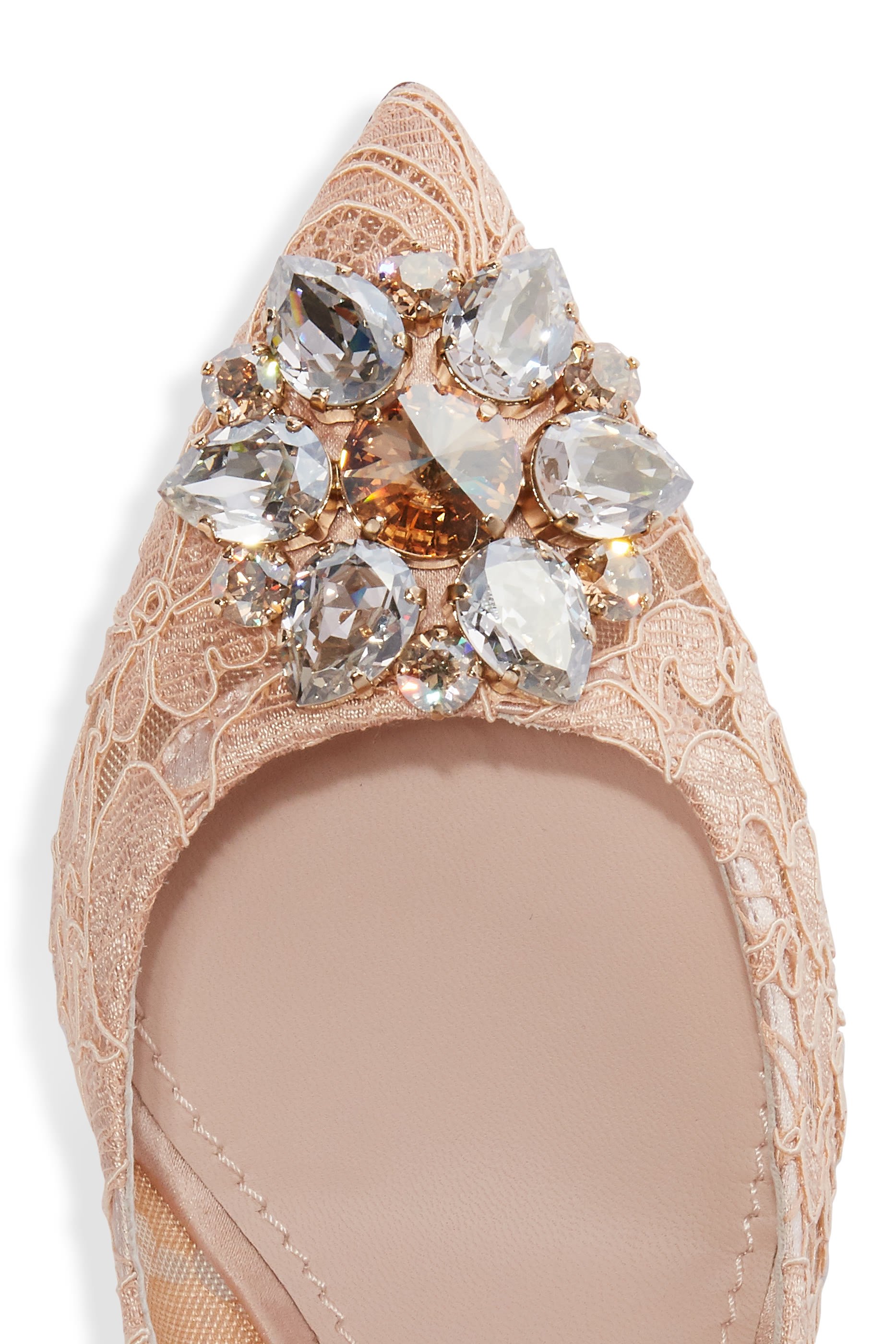 حذاء بيلوتشي 60 كلاسيك دانتيل