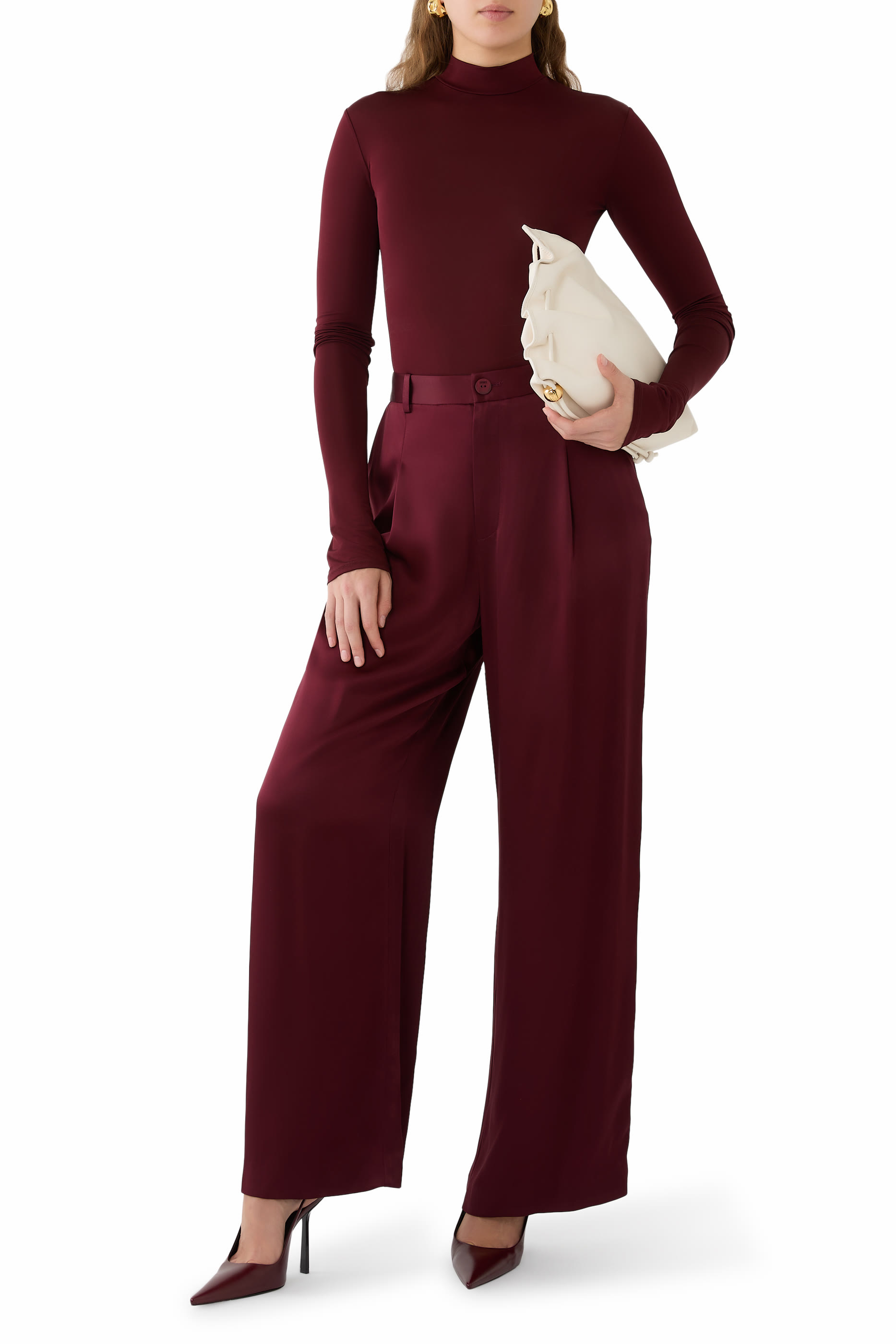  بودي سوت بياقة عالية جيرسيه