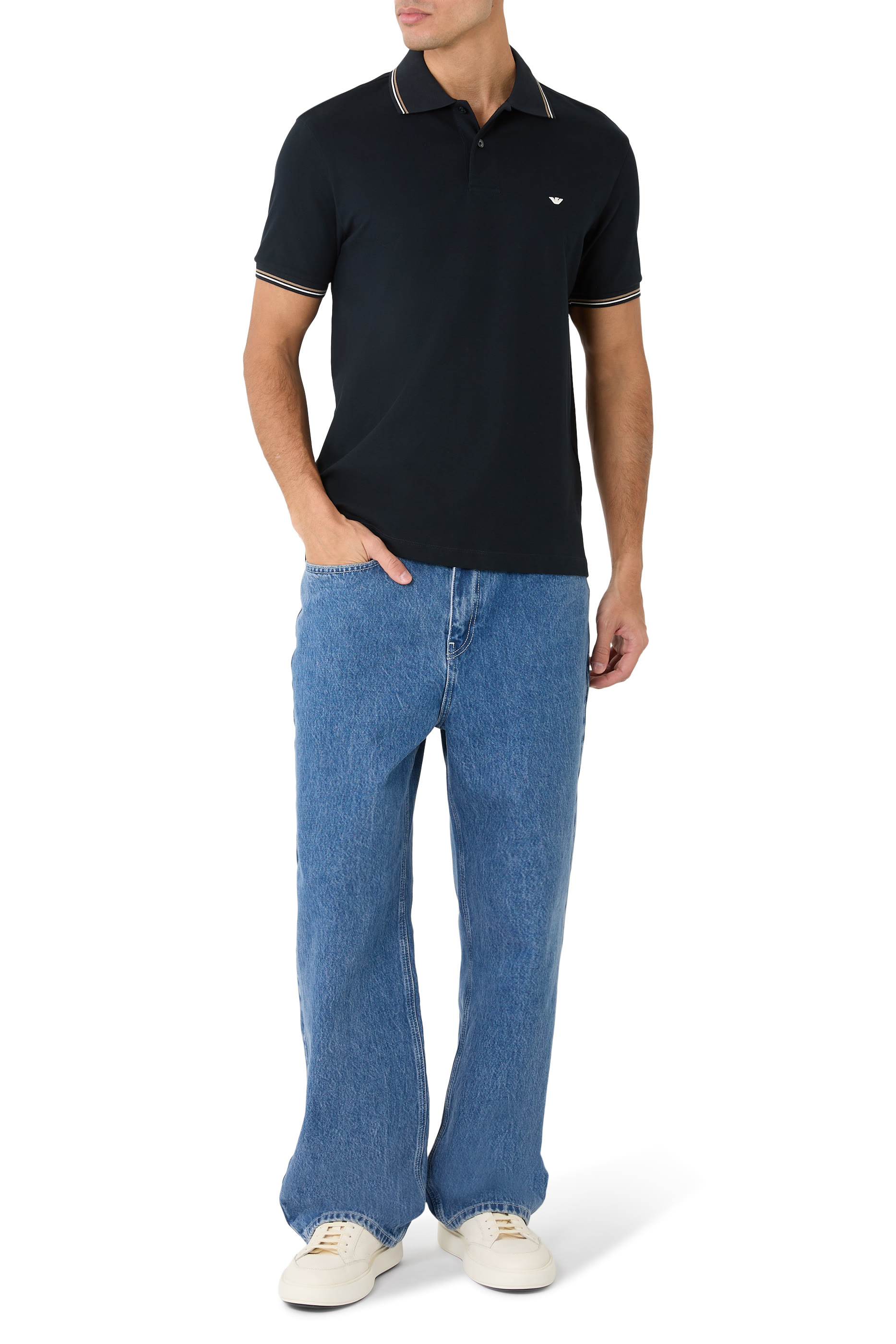 قميص بولو بشعار الماركة