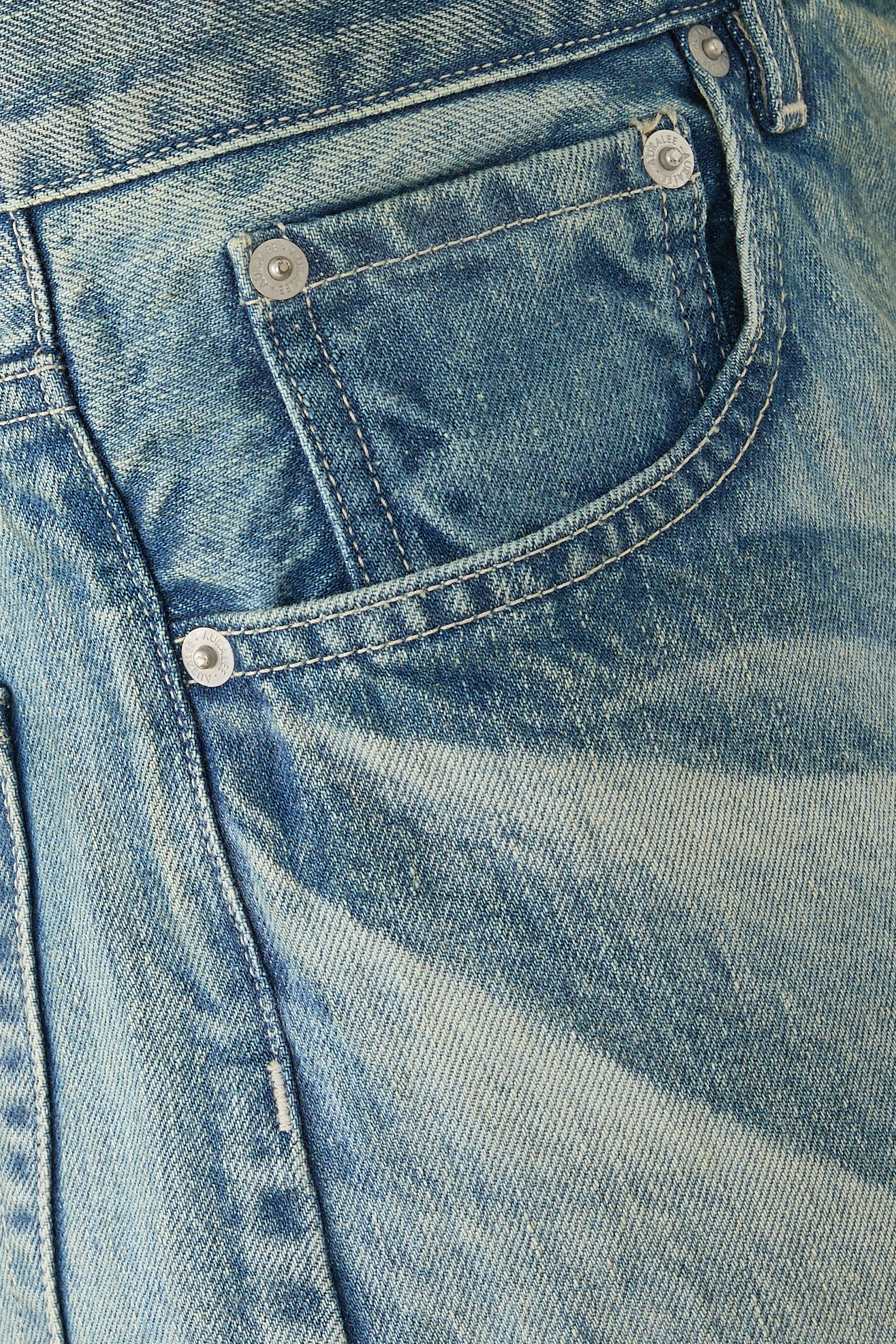 بنطال سيلفيدج بقصة ساق واسعة بلون باهت دنيم ثقيل 