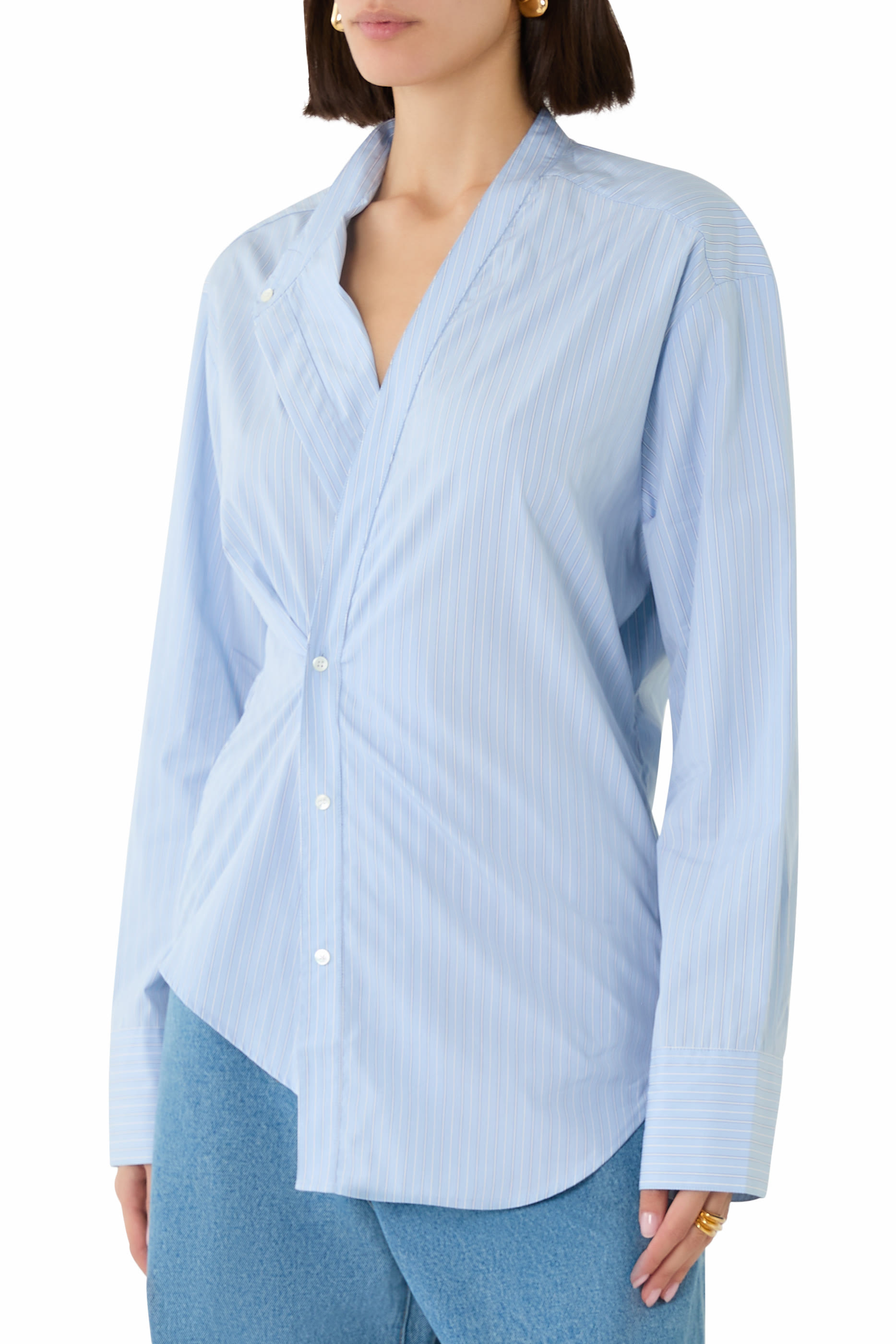 قميص مخطط بتصميم متداخل