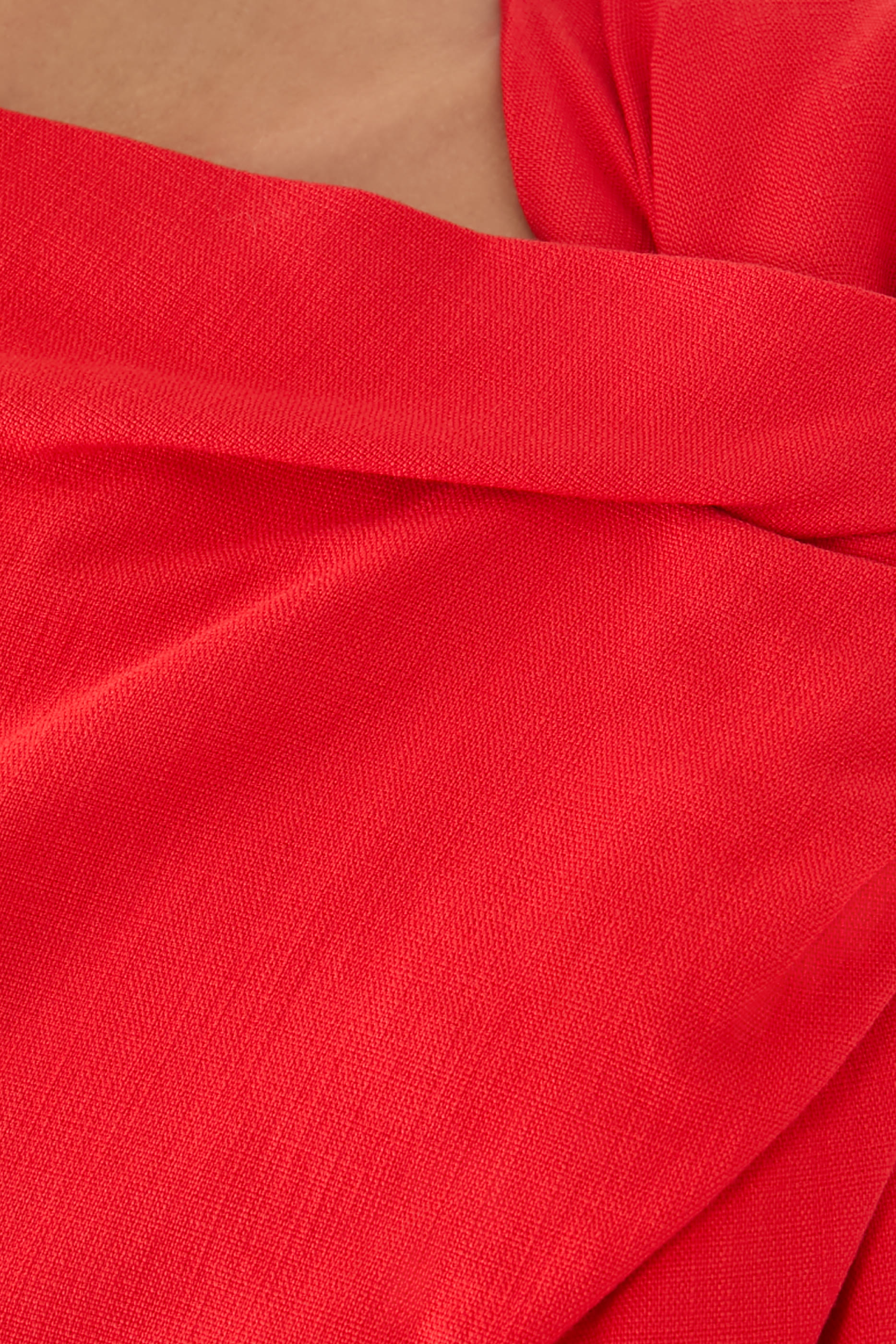 فستان متوسط الطول بدرابيه