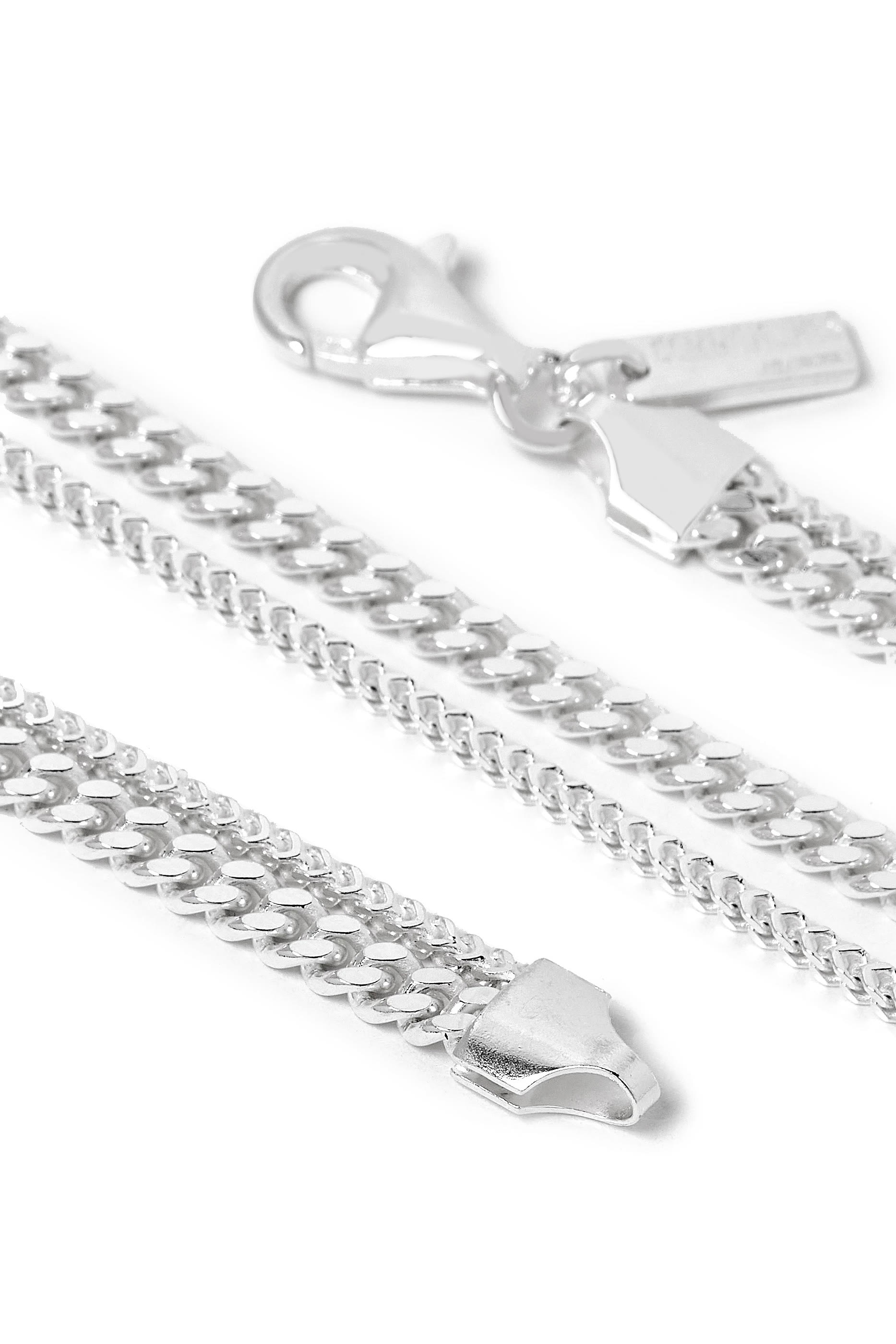 قلادة بتصميم مزدوج