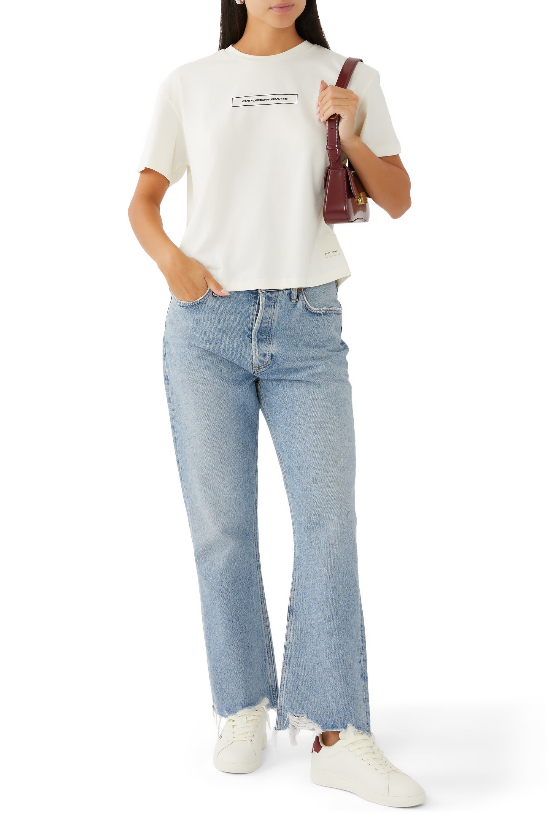 تيشيرت بطبعات شعار الماركة قطن