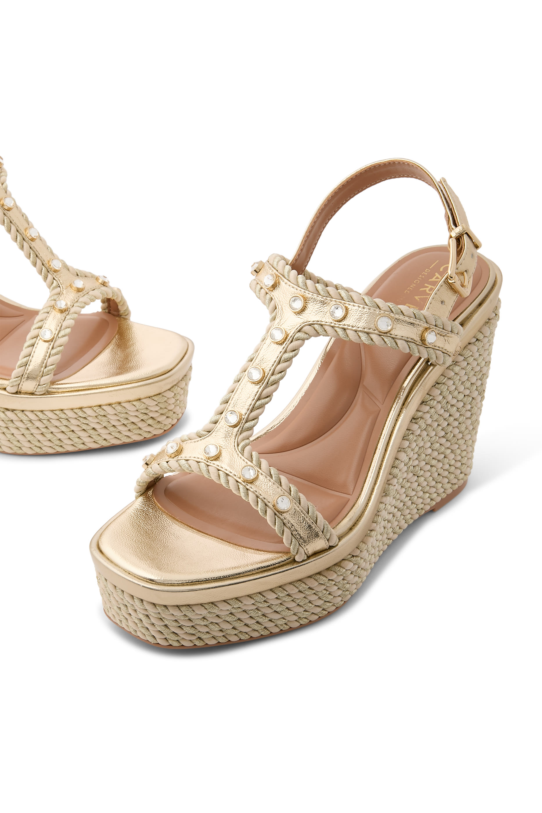 حذاء كارفيلا سوريل بكعب ويدج