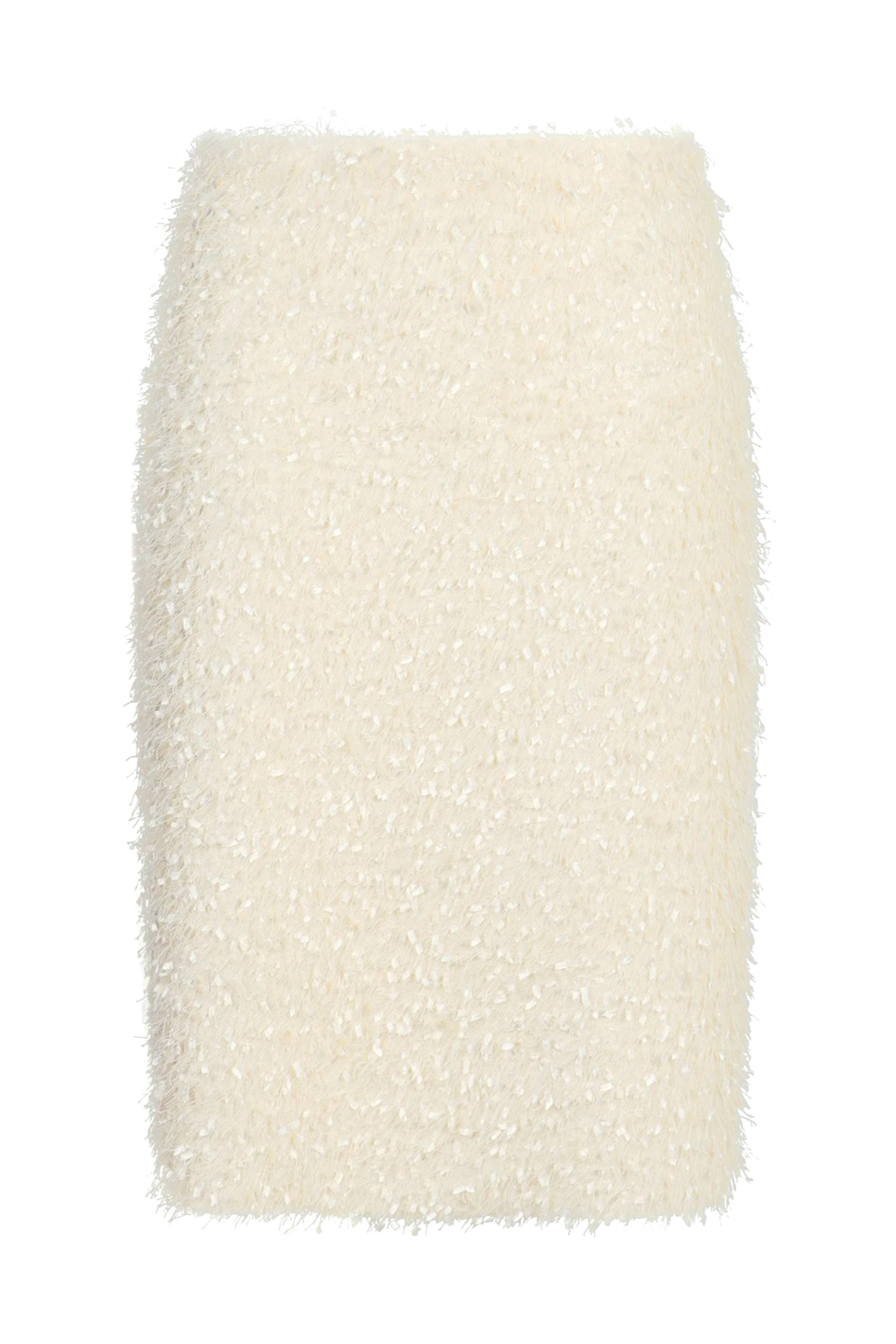 تنورة مزينة بشراشيب وريش