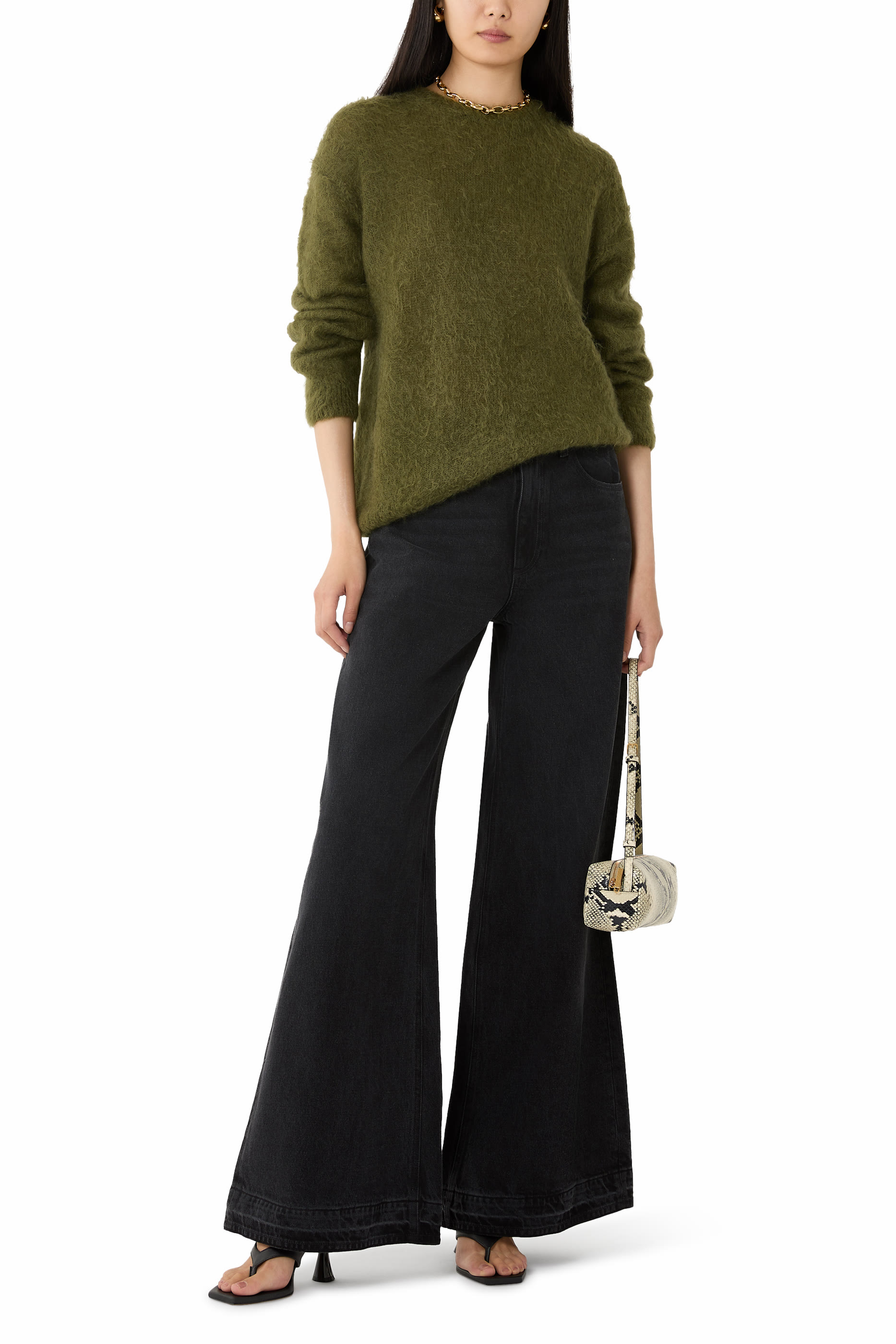 بنطال جينز كاميرون بقصة ساق واسعة