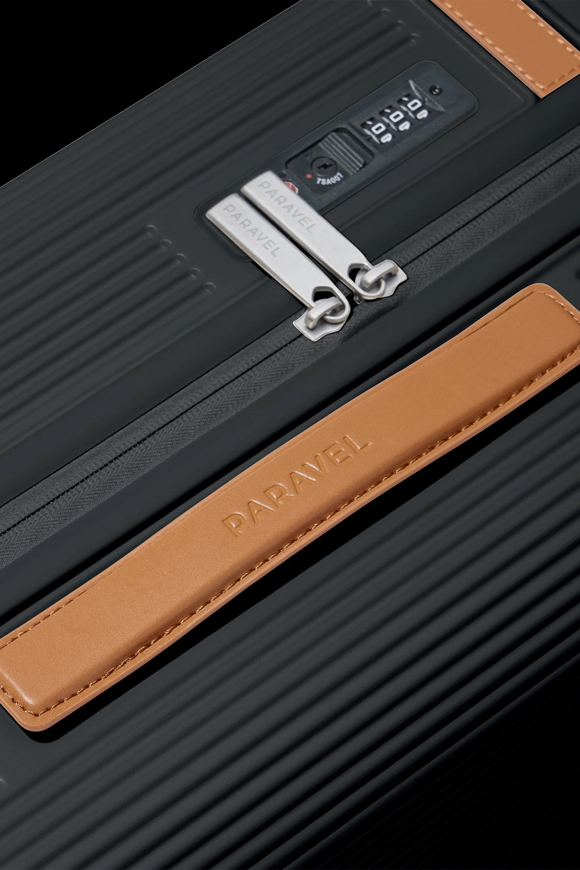 حقيبة سفر أفياتور كاري أون