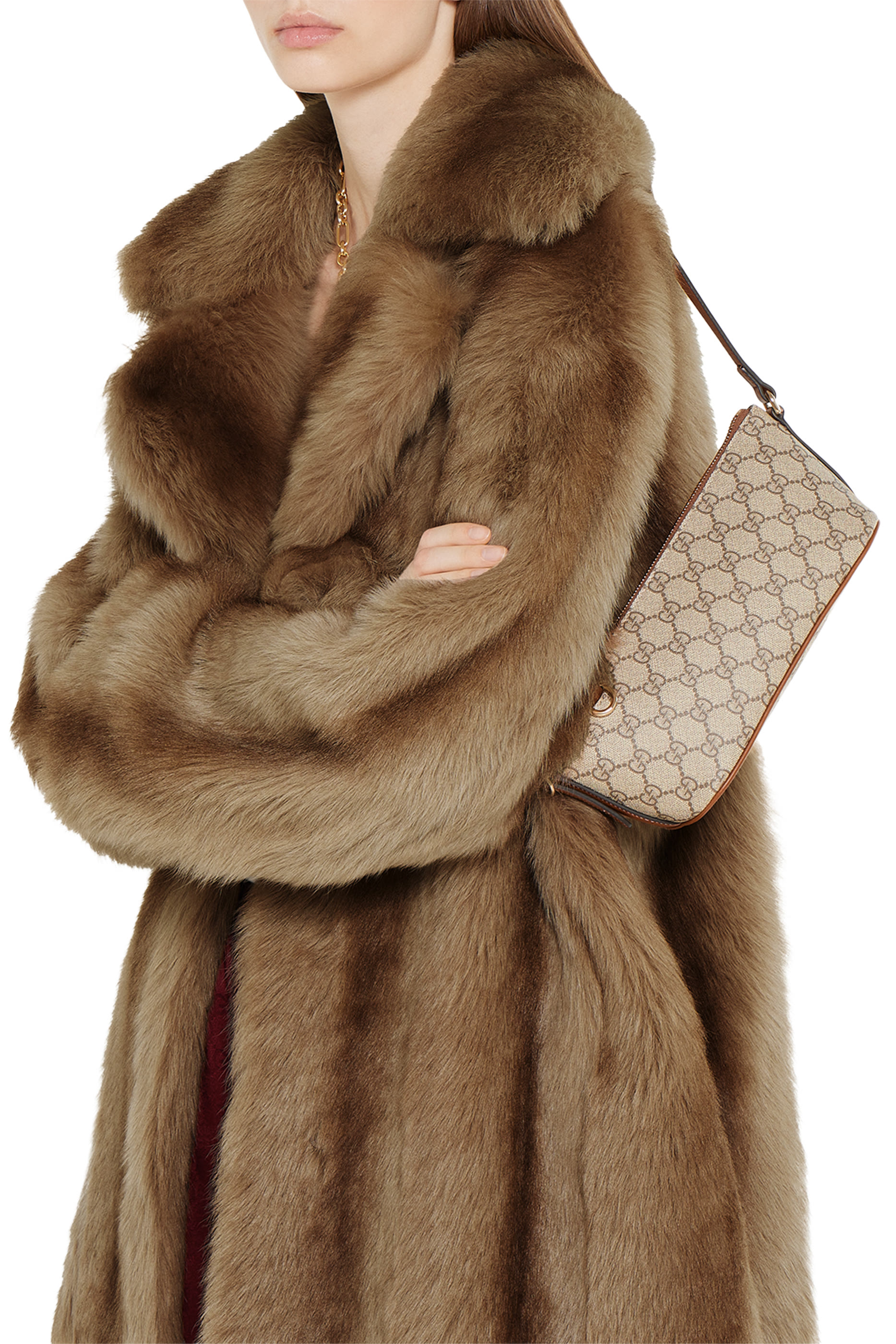 حقيبة كتف صغيرة قماش مغلف بنقشة شعار الماركة