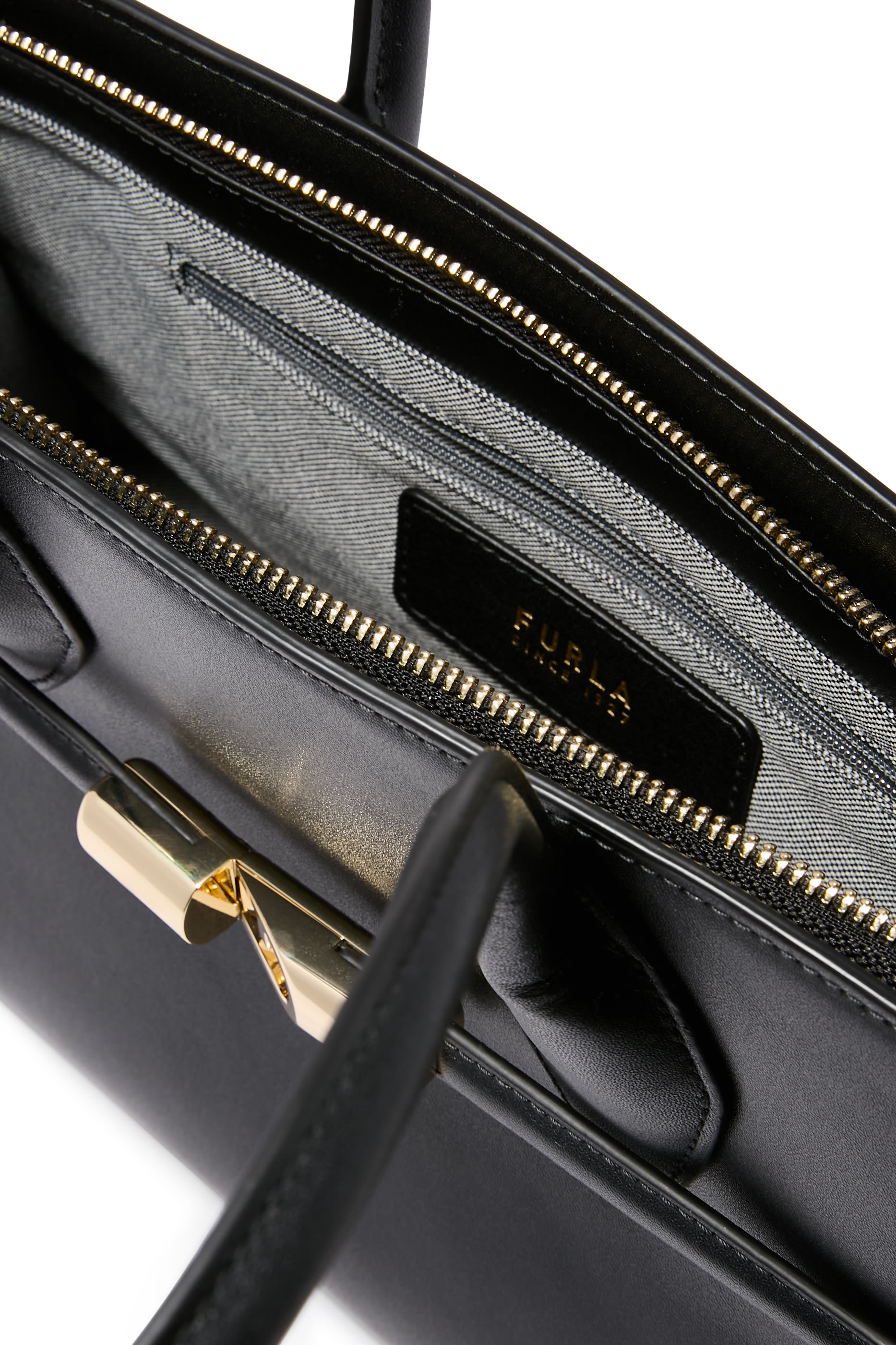 حقيبة جوتشيا دوم