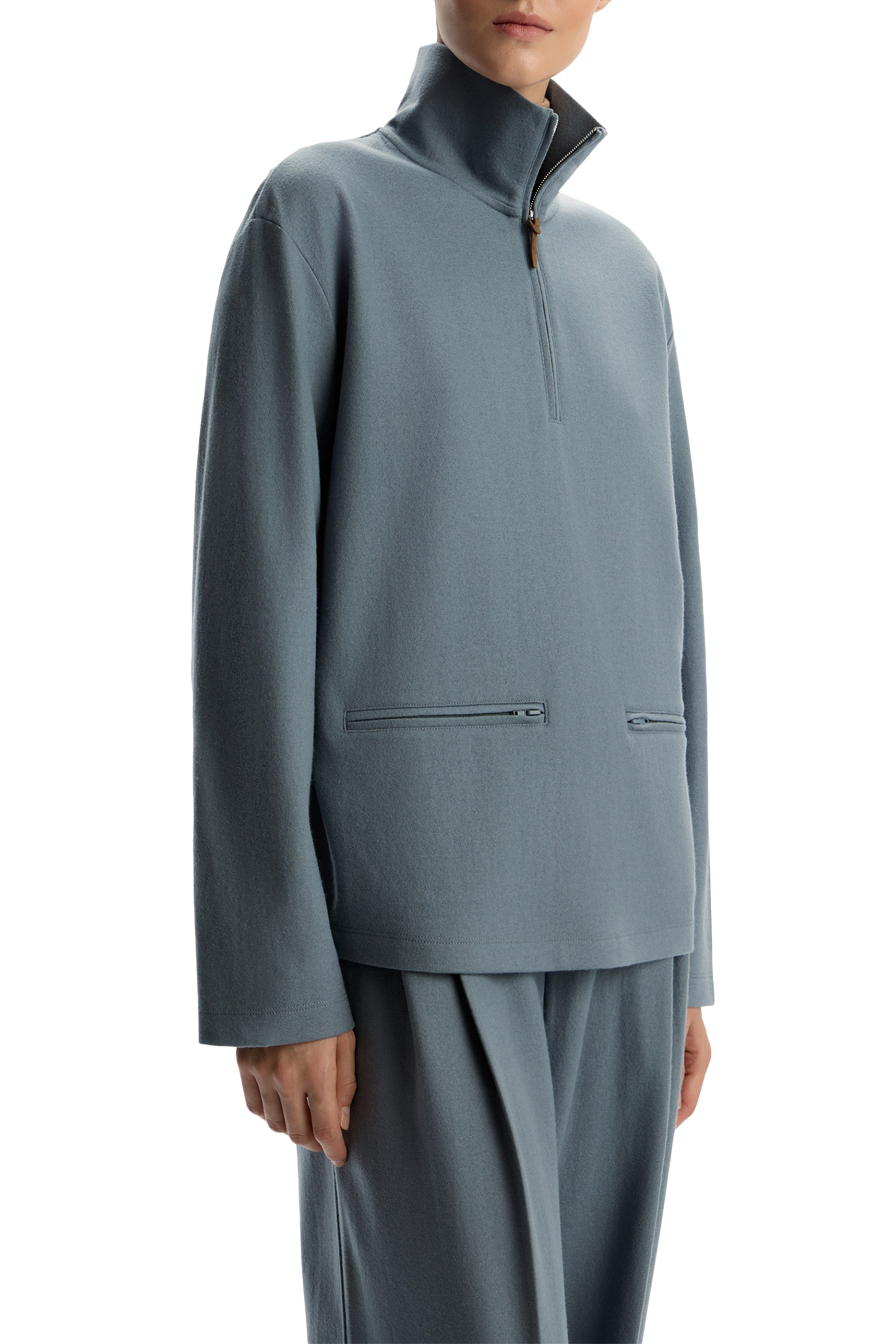 سويت شيرت صوف ونايلون