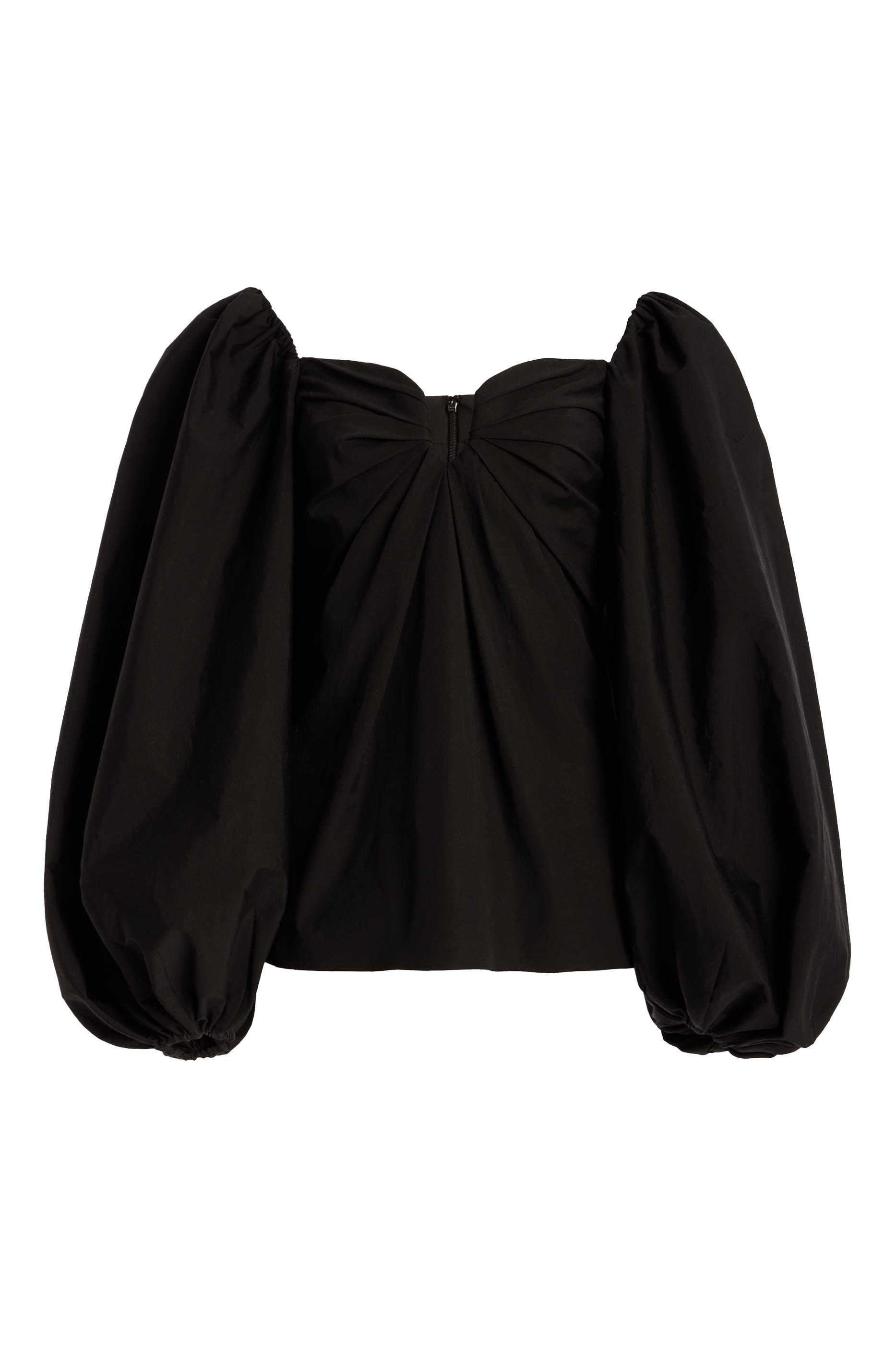 بلوزة بياقة قلب وأكمام منفوخة