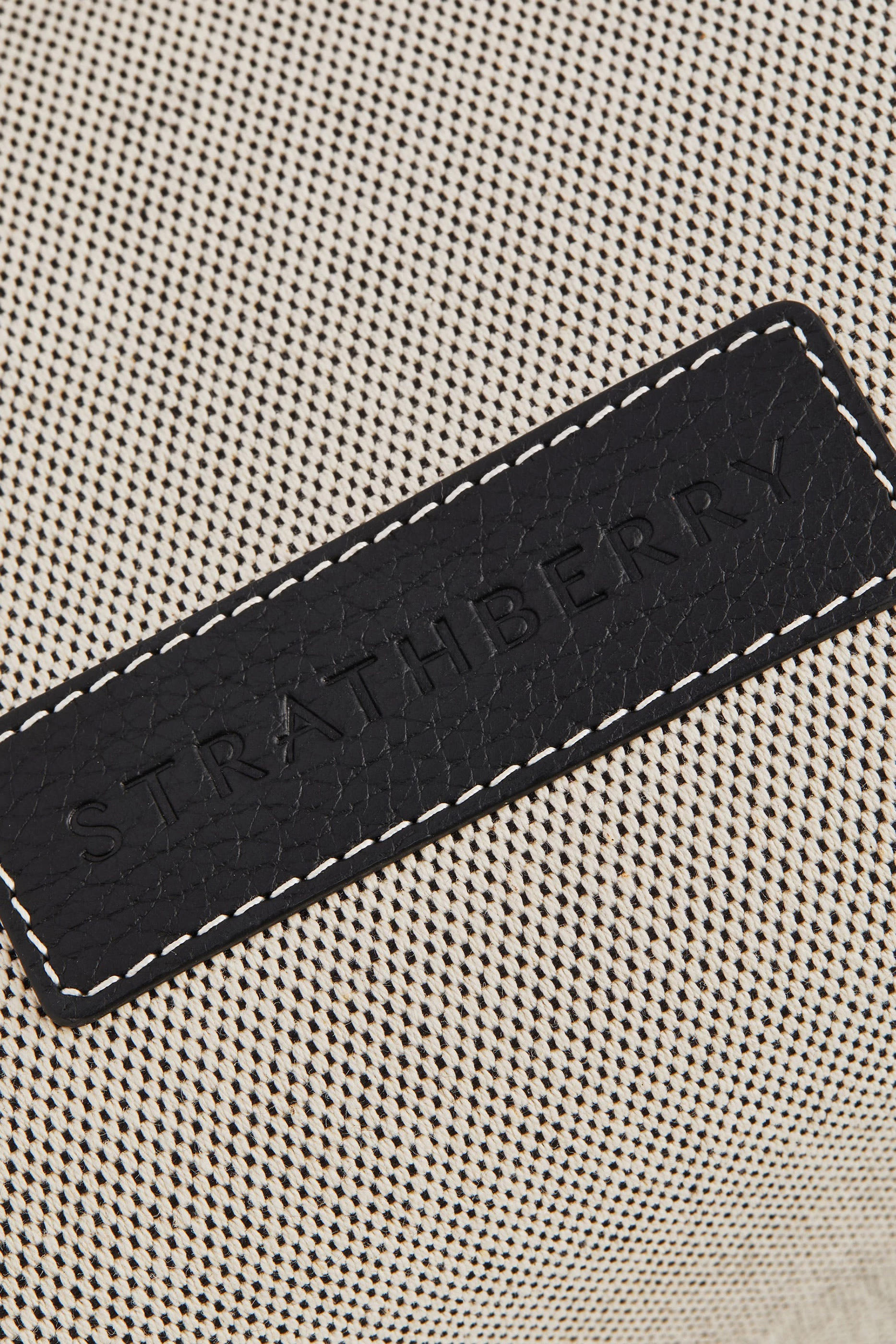 حقيبة يد للسفر