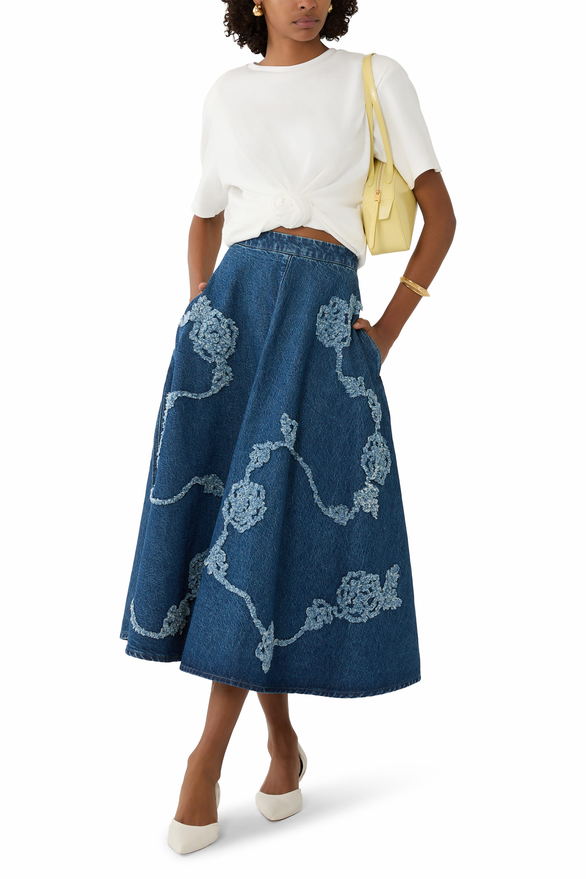 تيشيرت بعقدة نسيج مضلع