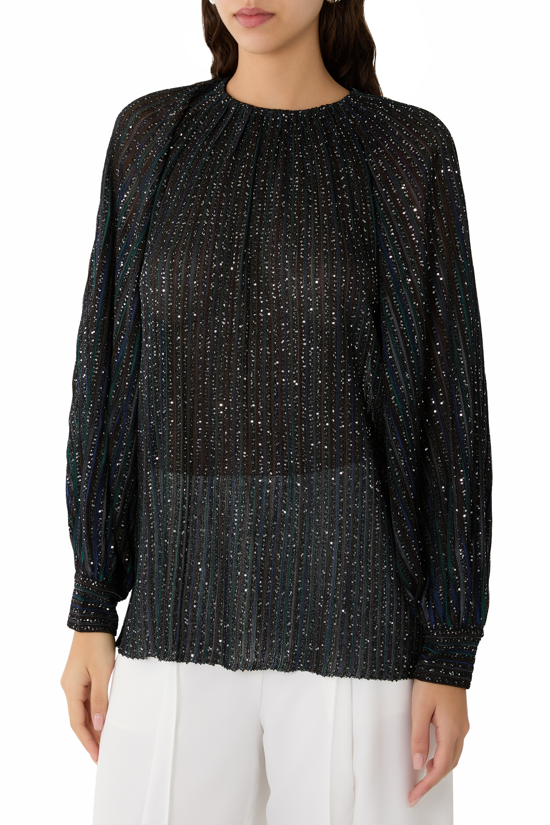 كنزة بقصة واسعة وياقة ضيقة بتصميم مخطط مزين بلاميه