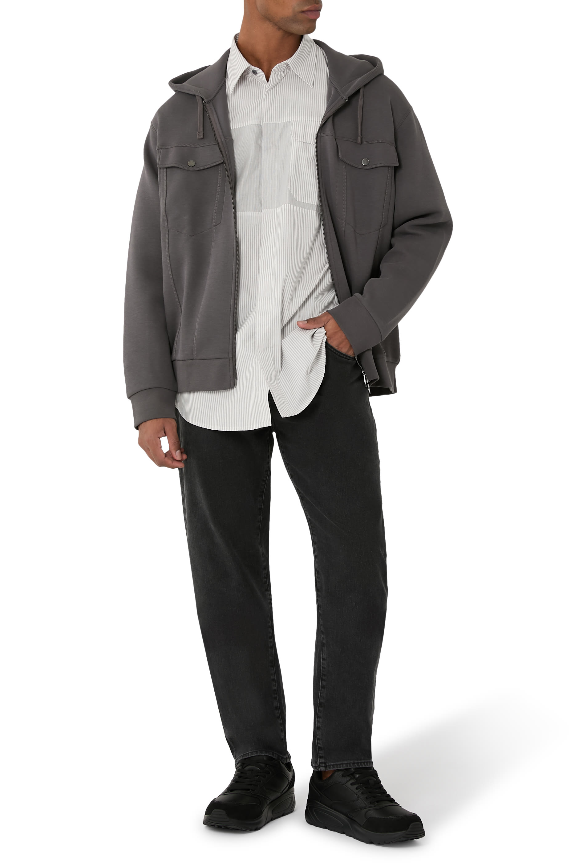 قميص بأكمام طويلة مخطط بالكامل