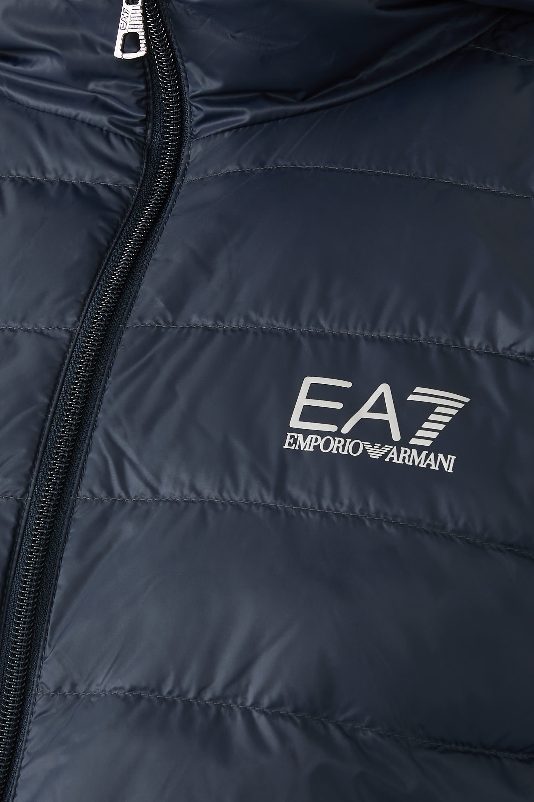 جاكيت كور ايدنتيتي مبطن قابل للطي بغطاء للرأس