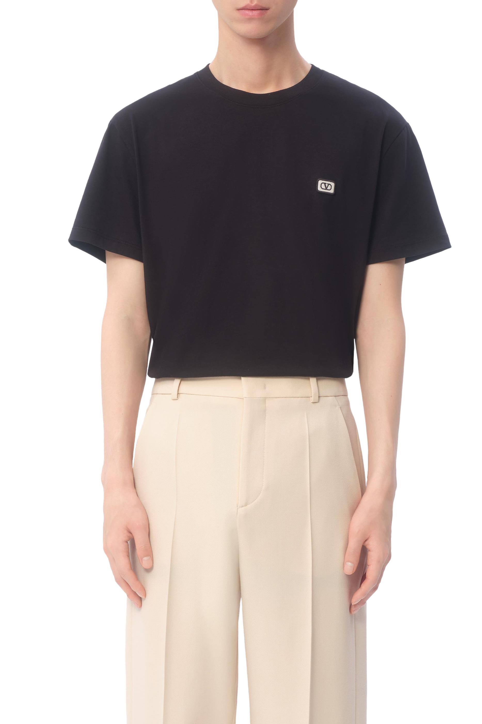 تيشيرت برقعة بشعار الماركة